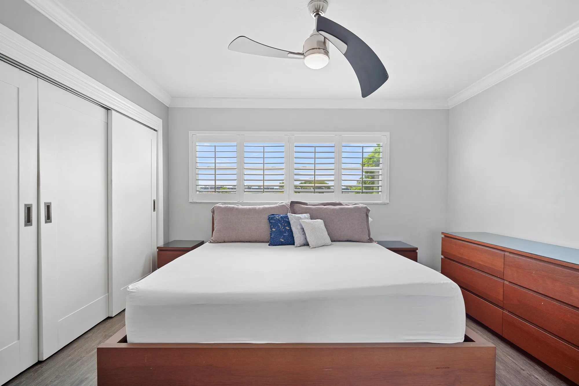 Property Slideshow image 17 of 31 | 1040 country club dr apt 203, Margate, FL, 33063