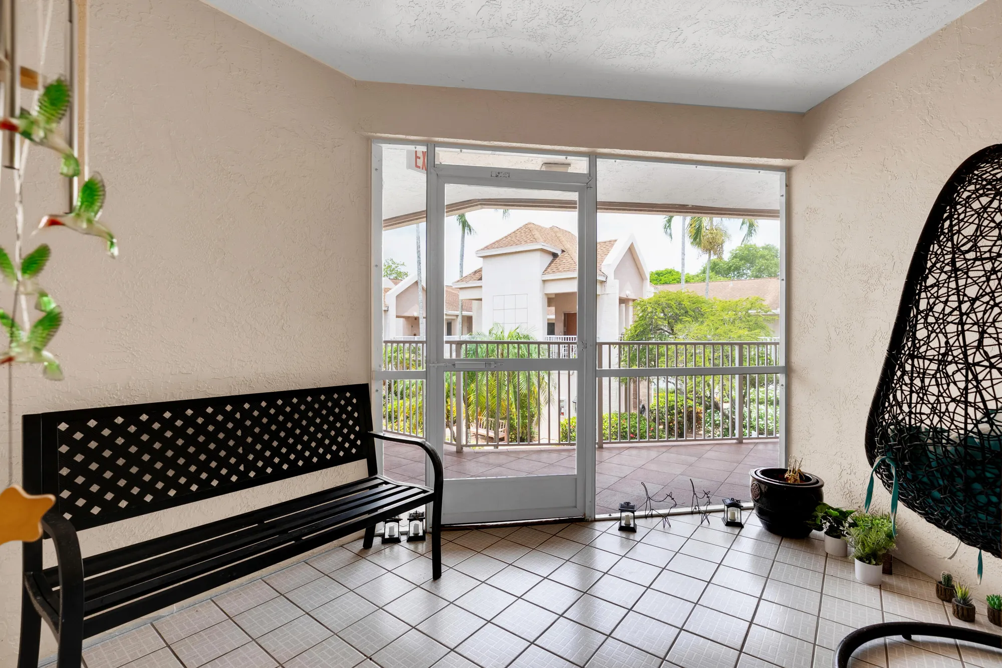 Property Slideshow image 7 of 36 | 7537 trent dr # 203, Tamarac, FL, 33321