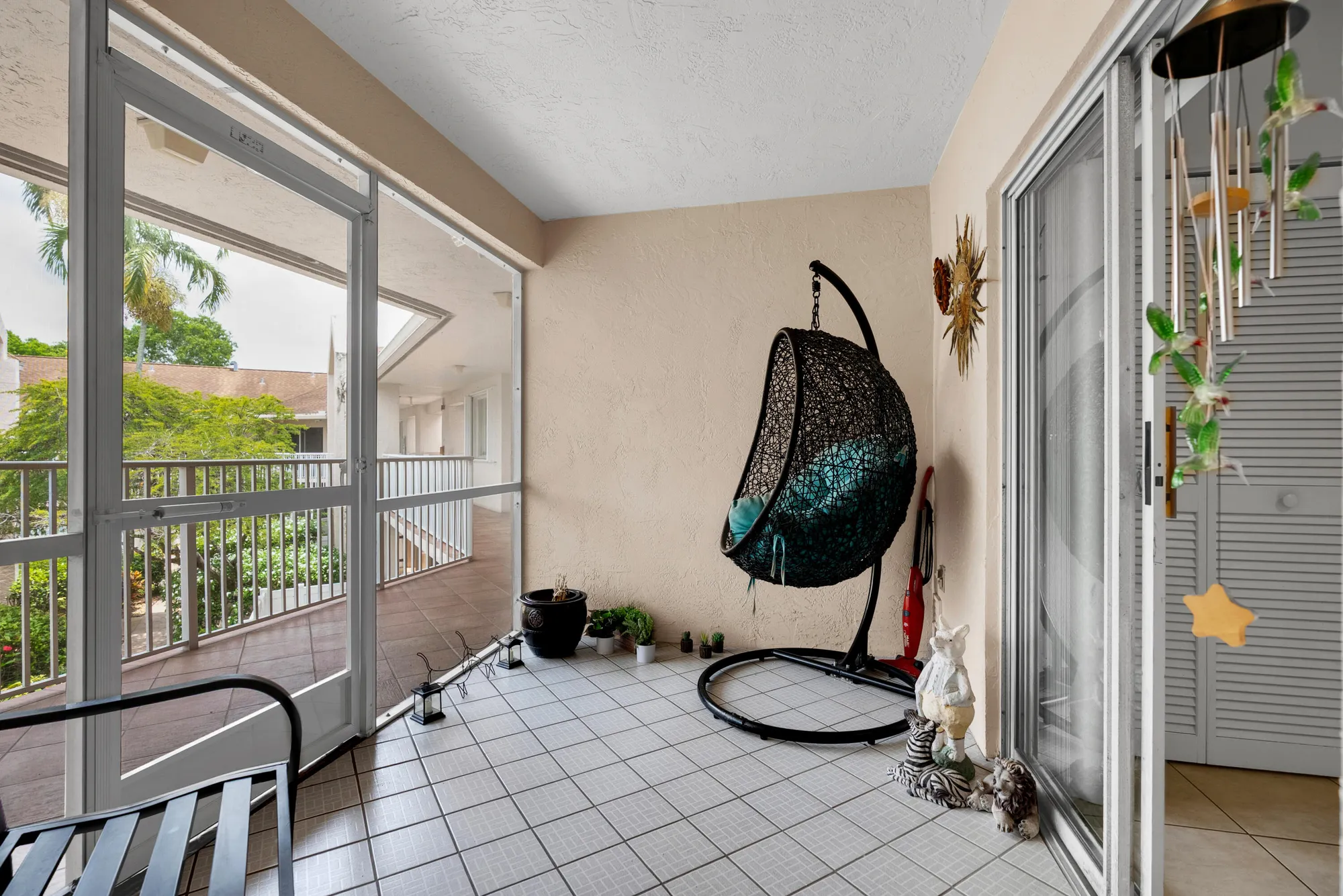 Property Slideshow image 8 of 36 | 7537 trent dr # 203, Tamarac, FL, 33321