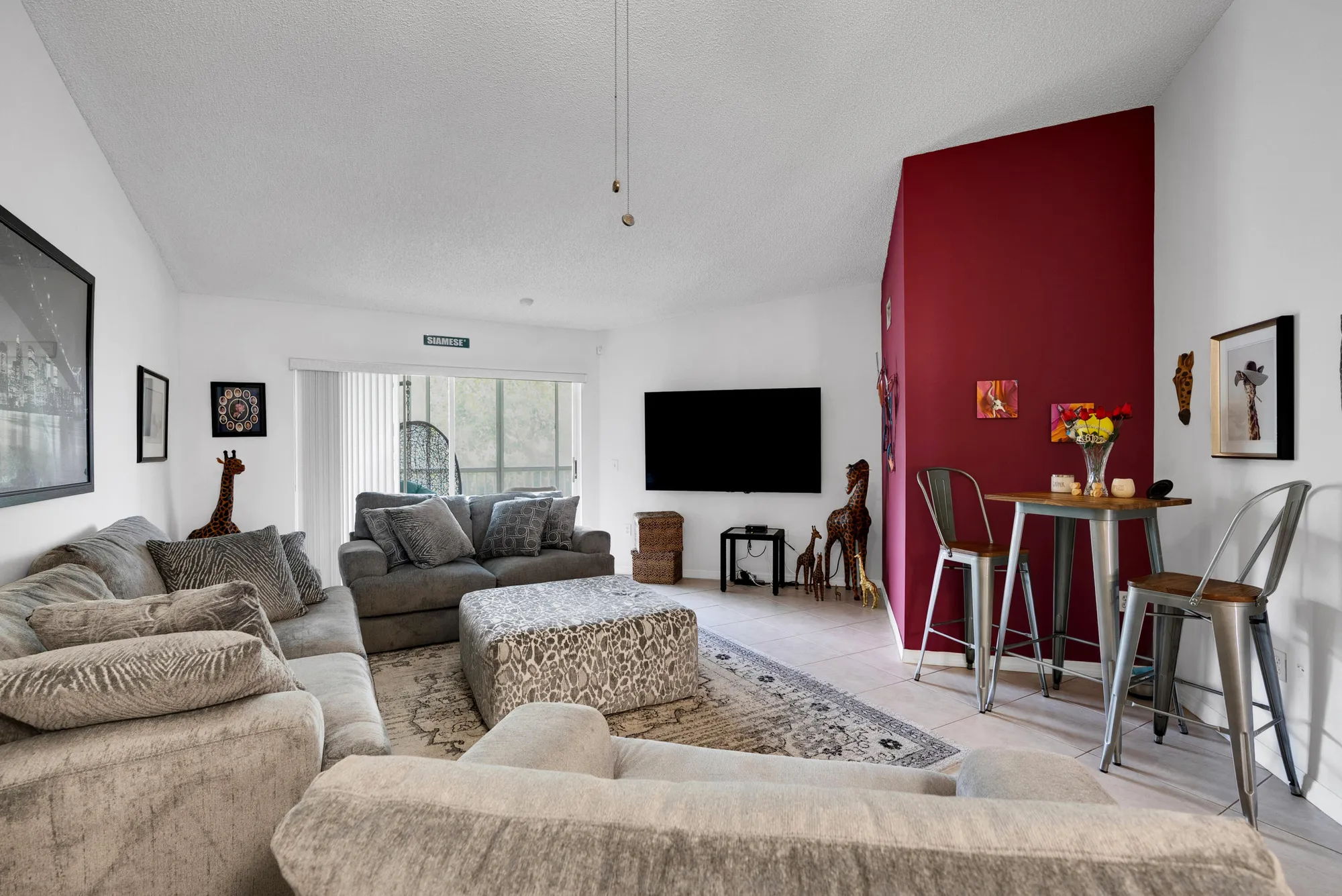 Property Slideshow image 10 of 36 | 7537 trent dr # 203, Tamarac, FL, 33321