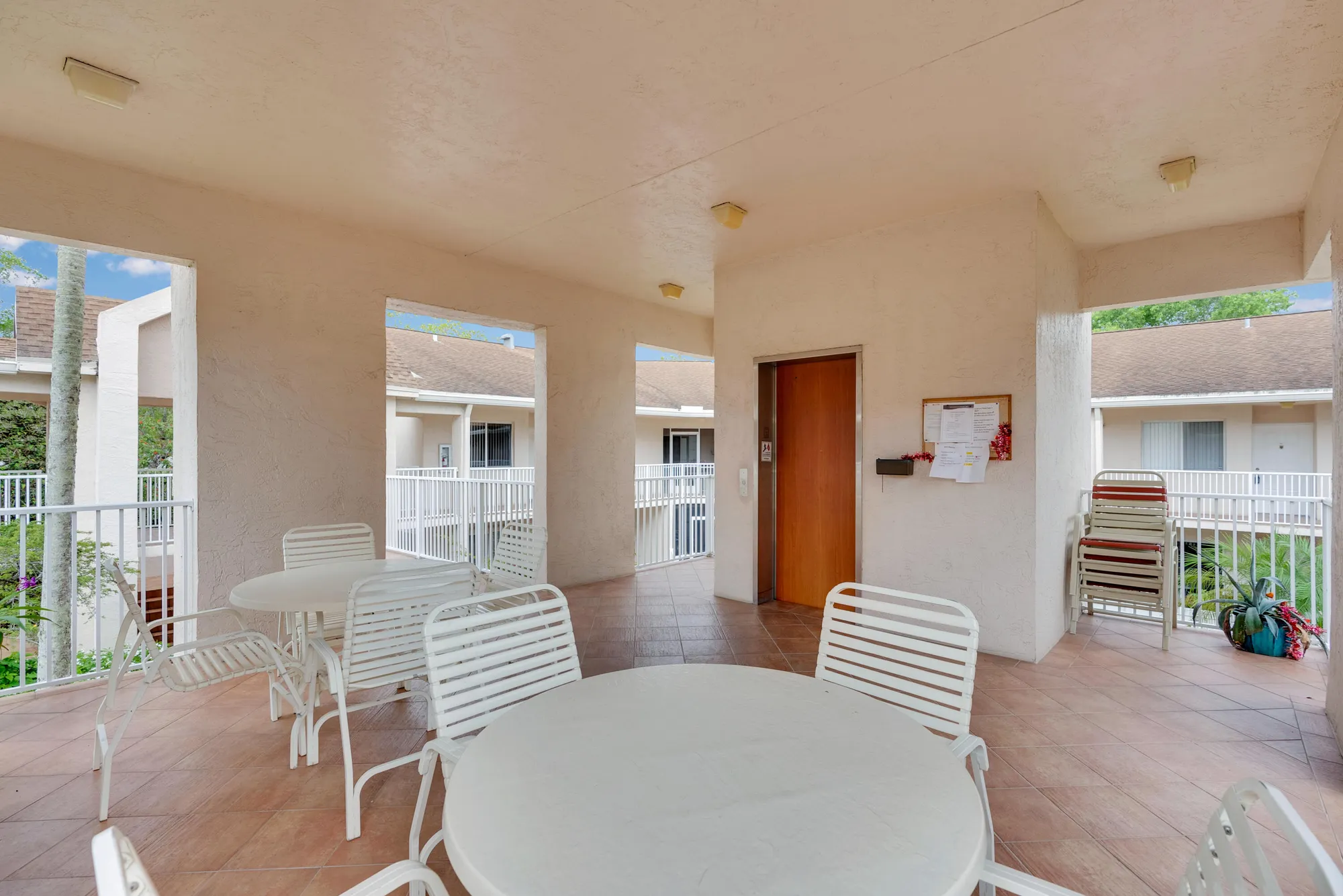 Property Slideshow image 27 of 36 | 7537 trent dr # 203, Tamarac, FL, 33321