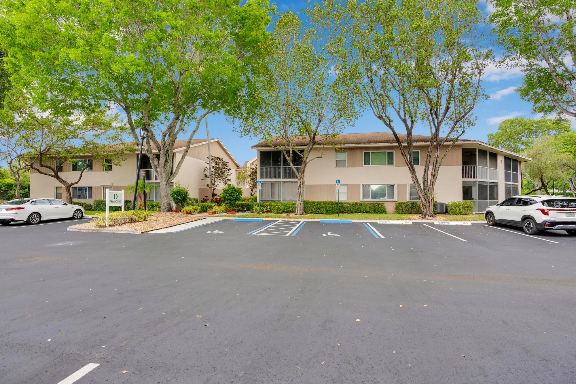 Property Slideshow image 35 of 36 | 7537 trent dr # 203, Tamarac, FL, 33321