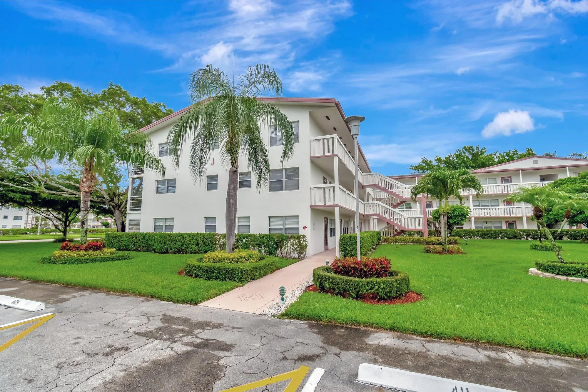 Property Slideshow image 47 of 91 | 393 fanshaw j, Boca Raton, FL, 33434