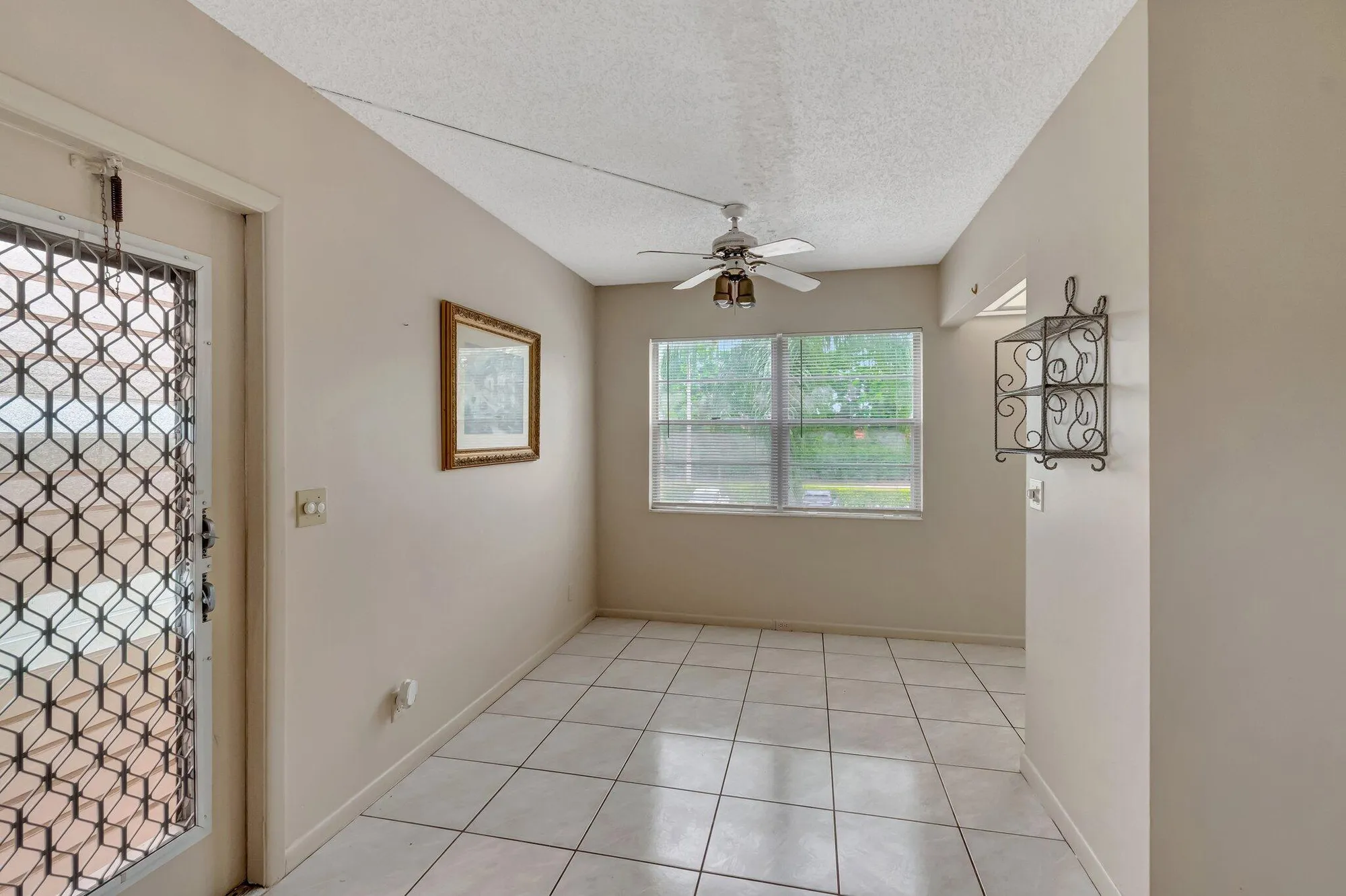 Property Slideshow image 6 of 91 | 393 fanshaw j, Boca Raton, FL, 33434