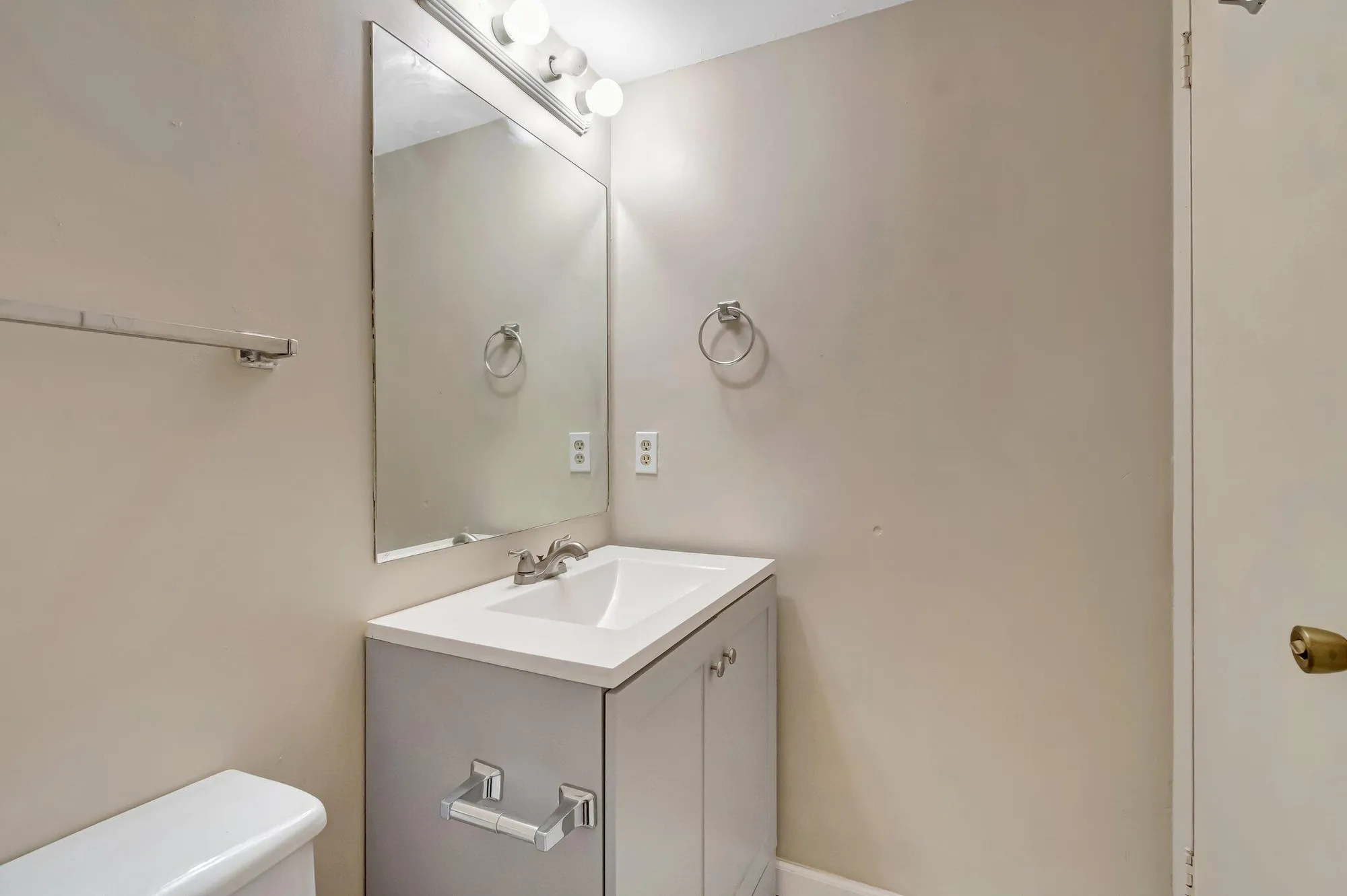 Property Slideshow image 37 of 91 | 393 fanshaw j, Boca Raton, FL, 33434