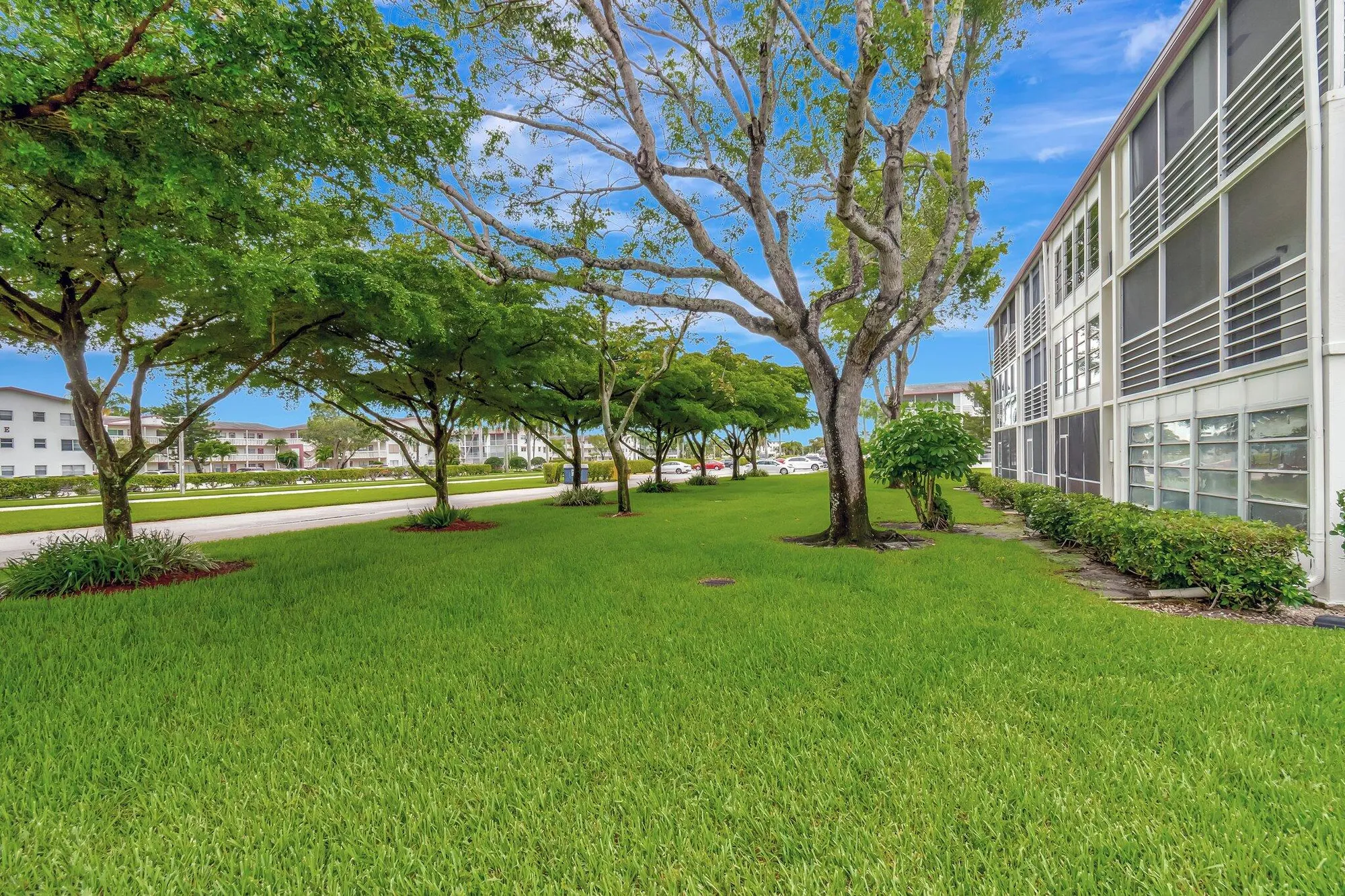 Property Slideshow image 50 of 91 | 393 fanshaw j, Boca Raton, FL, 33434