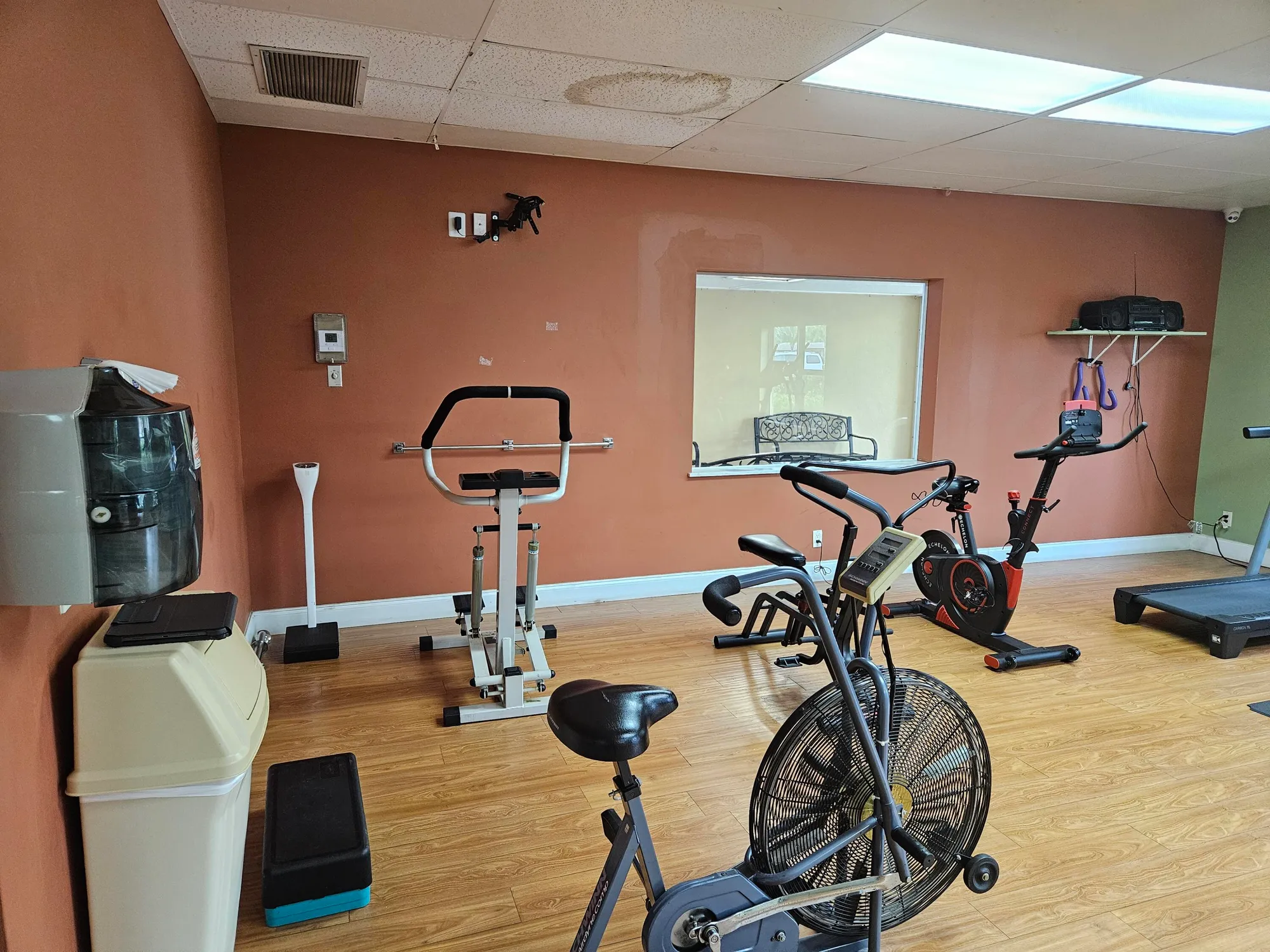 Property Slideshow image 10 of 34 | 2941 crosley dr e, West Palm Beach, FL, 33415