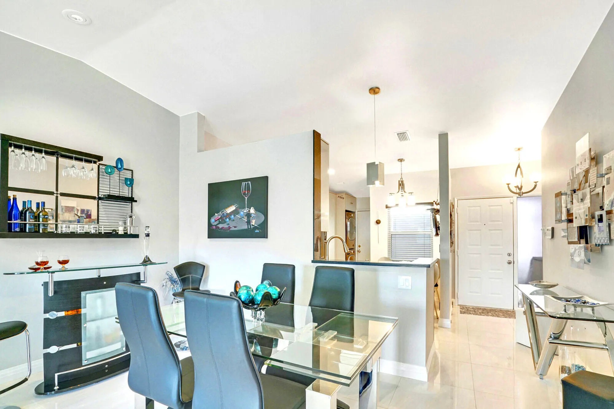 Property Slideshow image 12 of 53 | 6140 kings gate cir, Delray Beach, FL, 33484