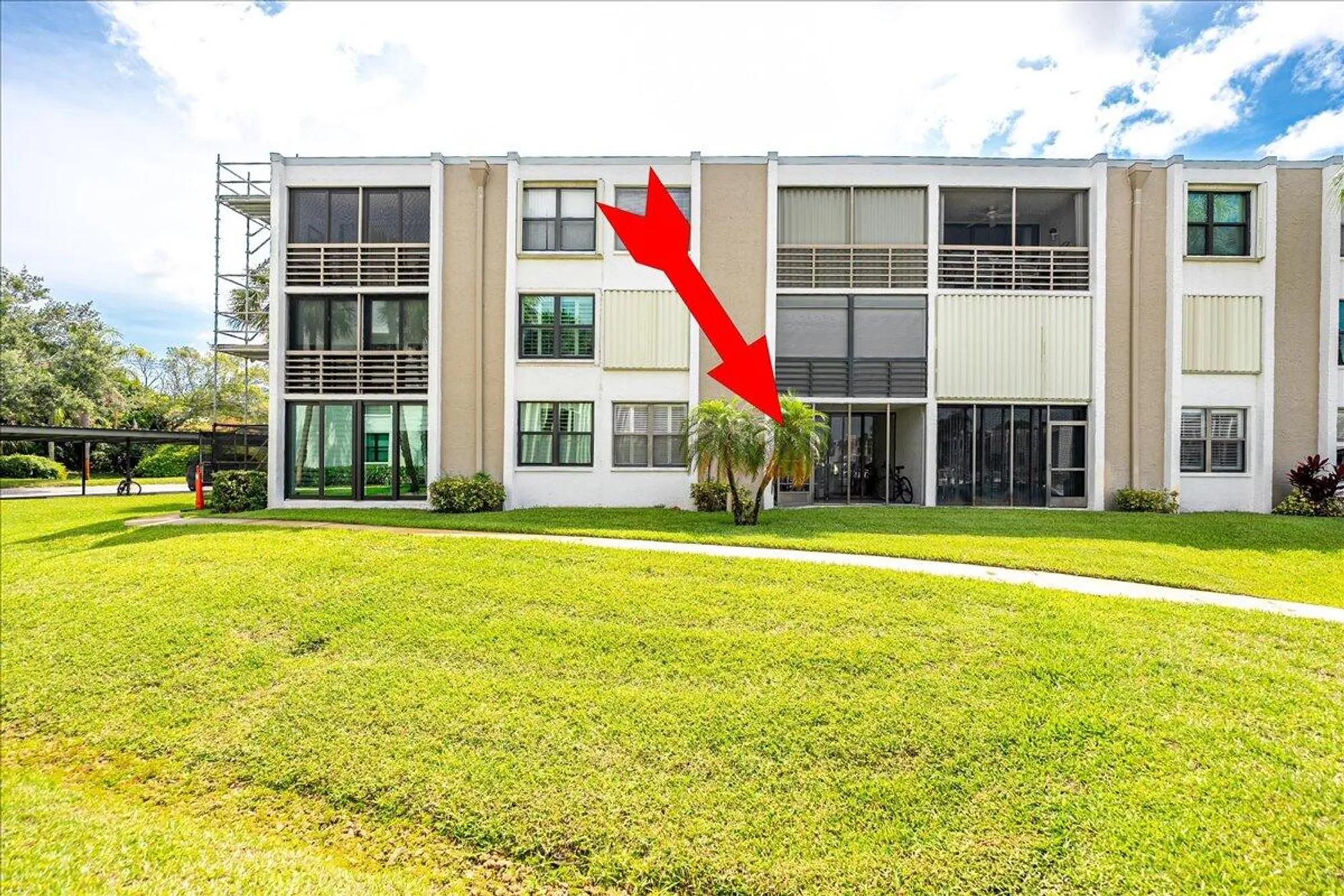 Property Slideshow image 11 of 42 | 1950 sw palm city rd apt 5109, Stuart, FL, 34994