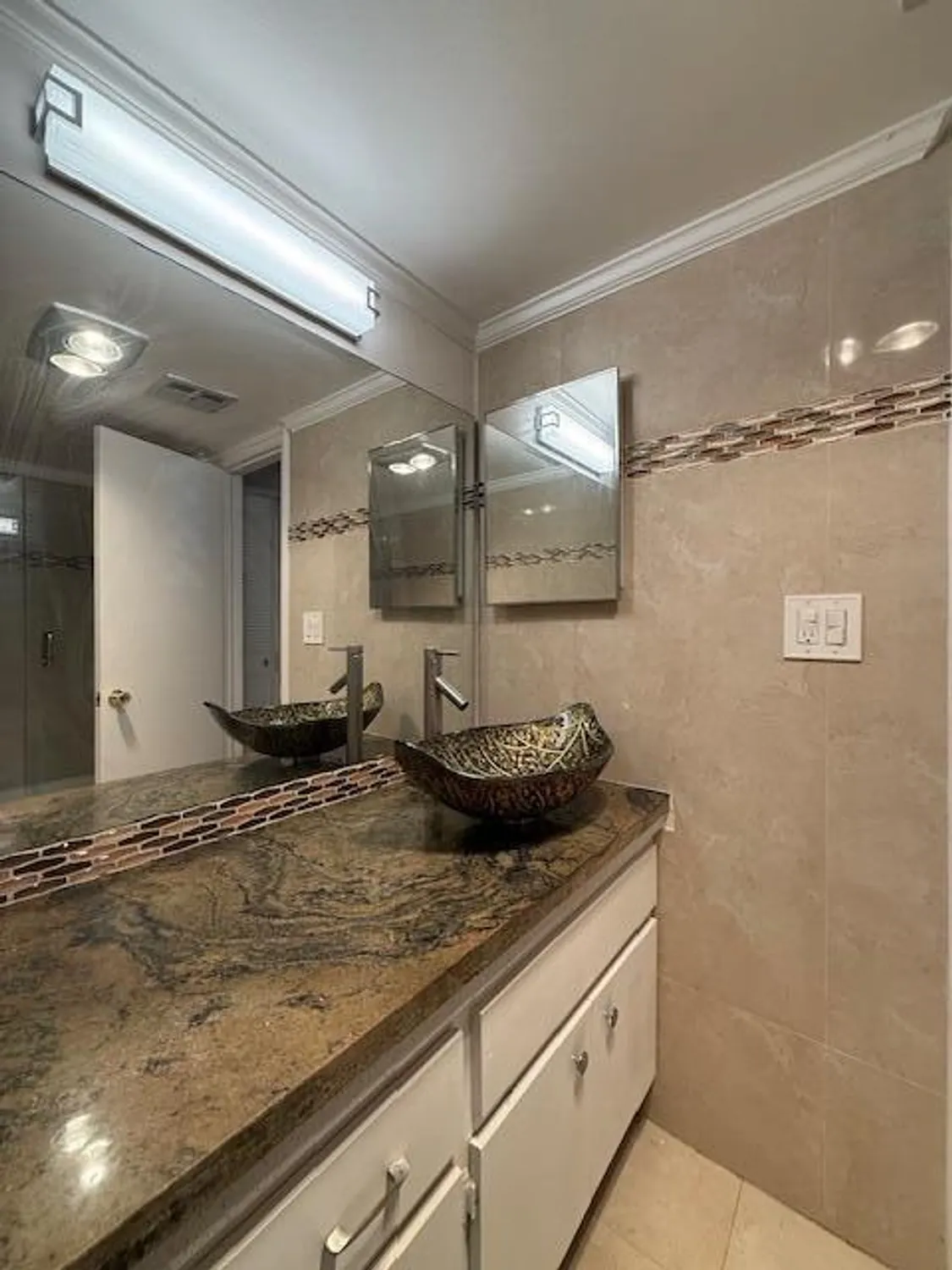 Property Slideshow image 20 of 21 | 2271 nw 48th ter apt 105, Lauderhill, FL, 33313