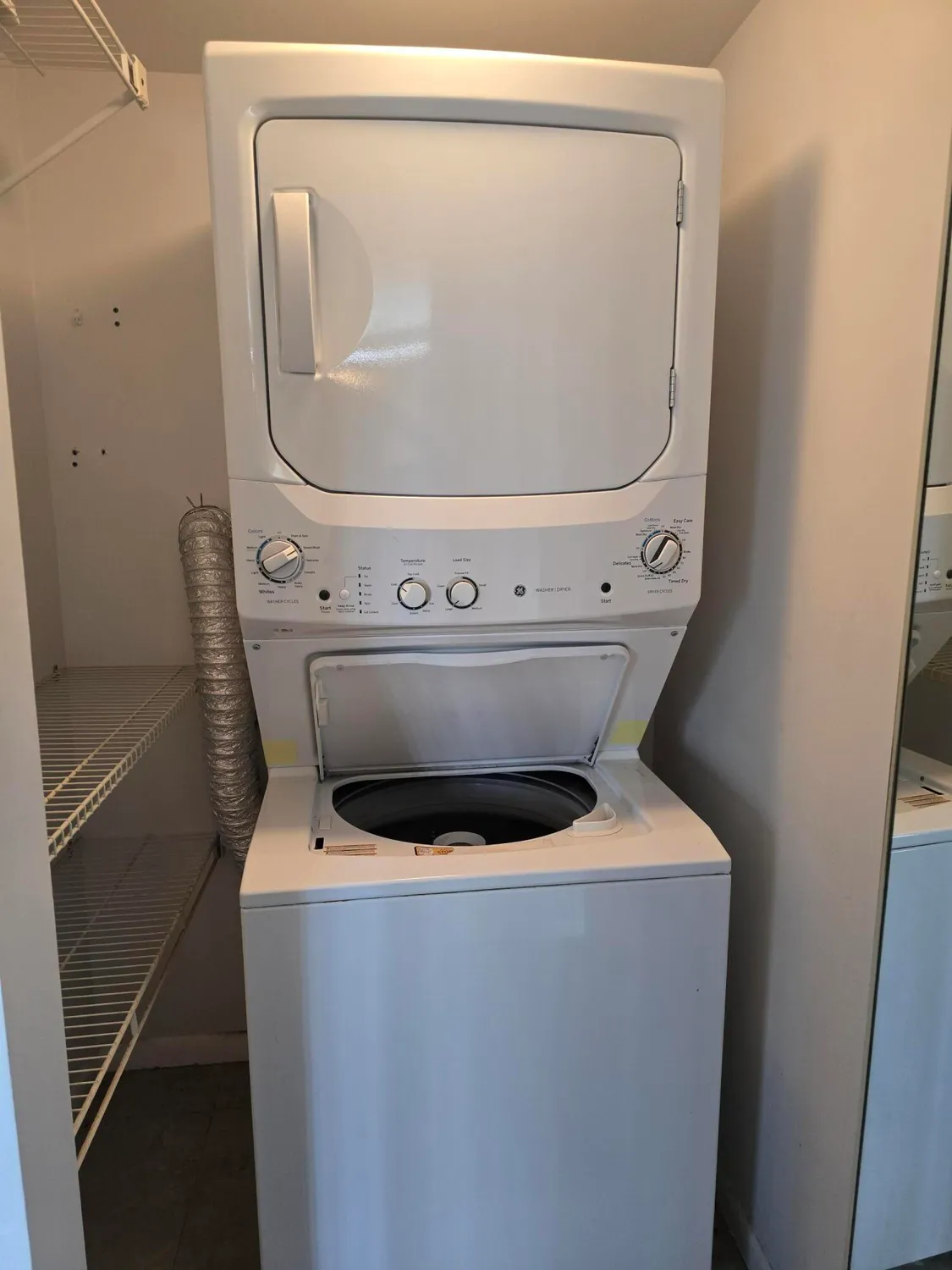 Property Slideshow image 13 of 20 | 150 lake nancy ln apt 222, West Palm Beach, FL, 33411