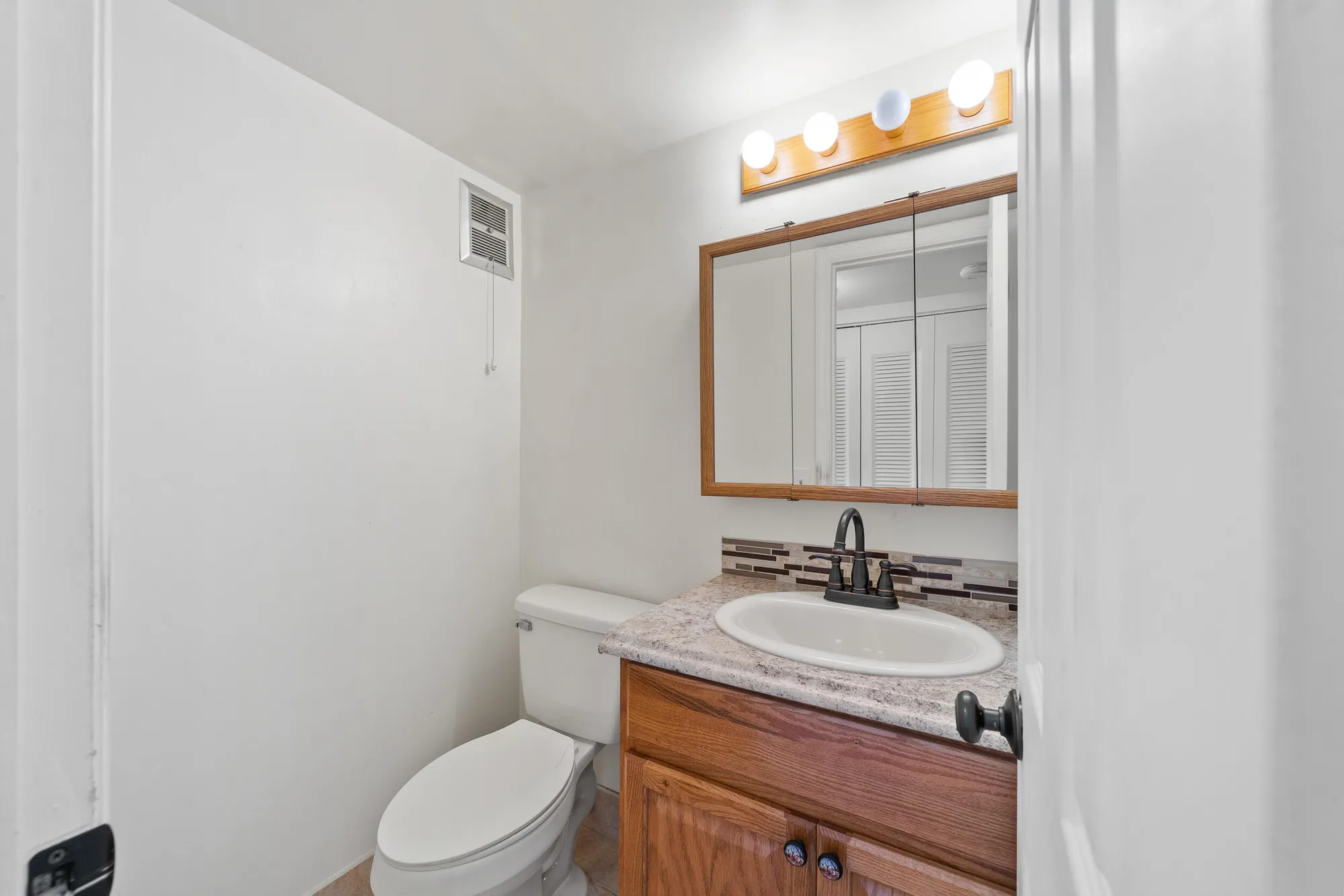 Property Slideshow image 24 of 31 | 419 chatham u, West Palm Beach, FL, 33417