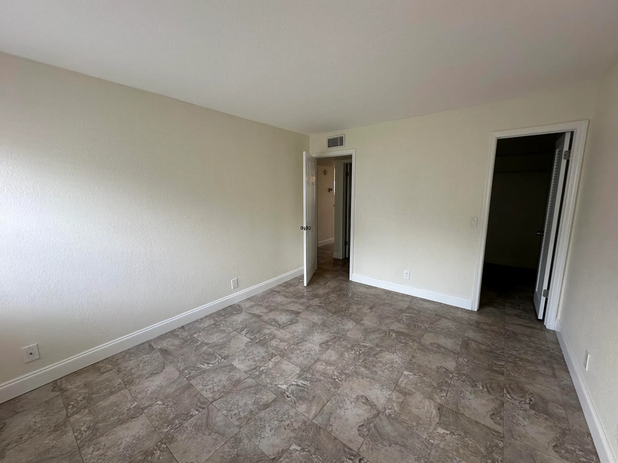 Property Slideshow image 16 of 21 | 883 normandy s # 883, Delray Beach, FL, 33484