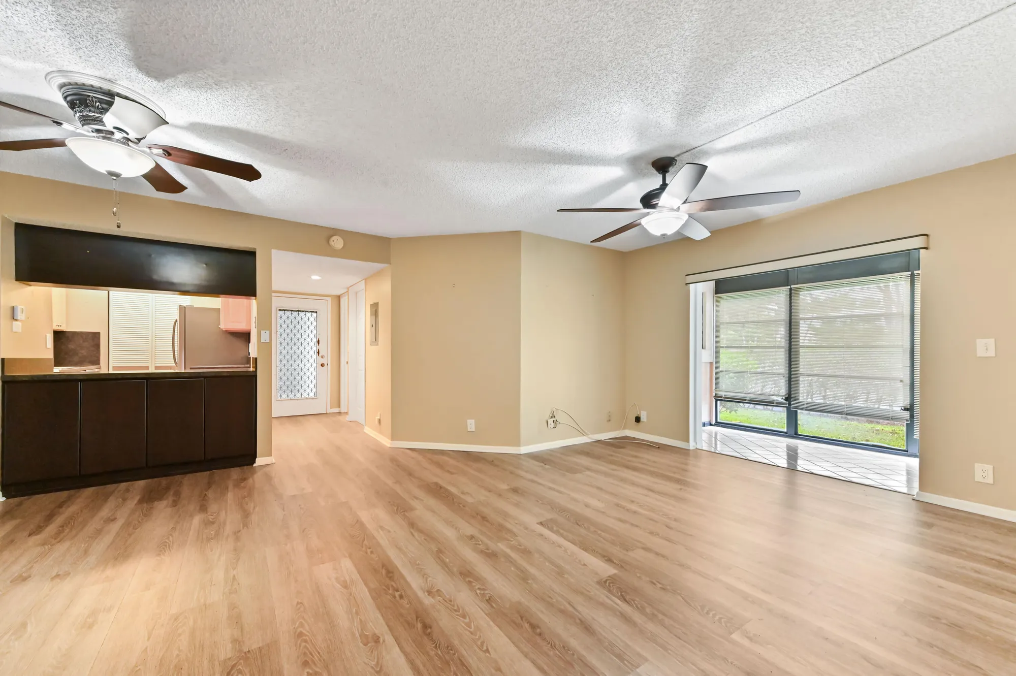 Property Slideshow image 12 of 64 | 15445 lakes of delray blvd apt 105, Delray Beach, FL, 33484