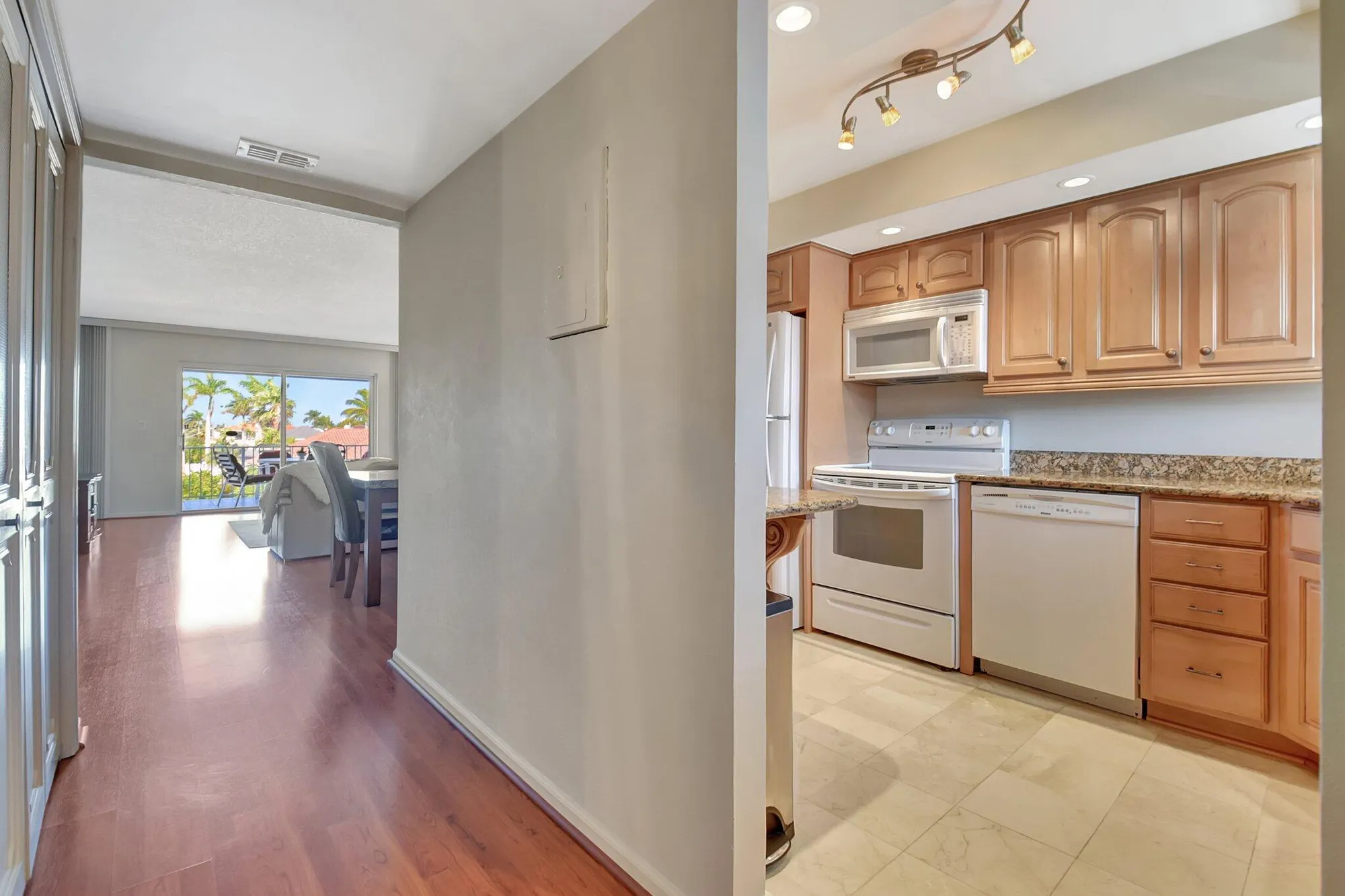 Property Slideshow image 18 of 55 | 1030 sugar sands blvd 367, Riviera Beach, FL, 33404