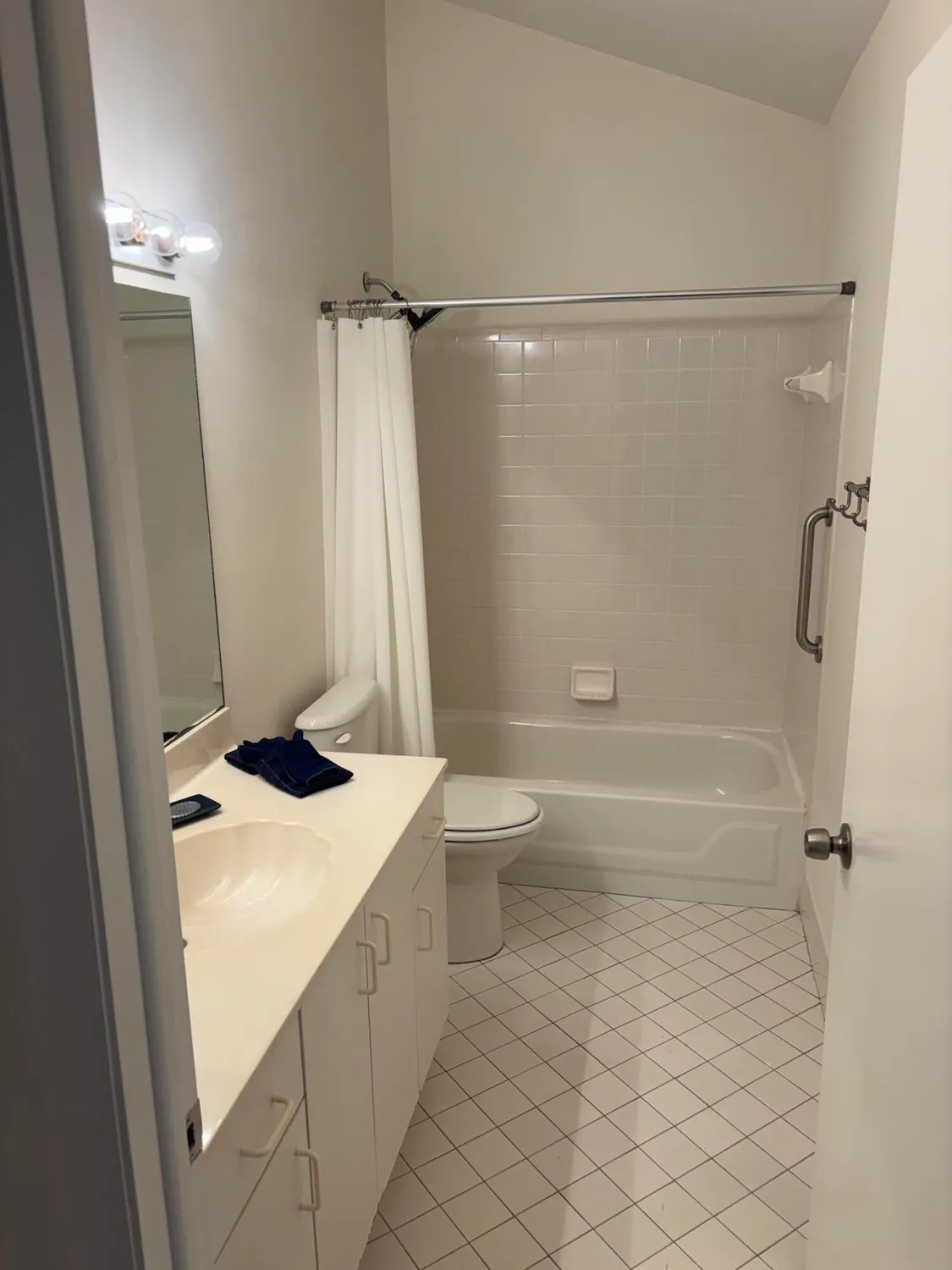 Property Slideshow image 18 of 34 | 3962 dafilee cir, West Palm Beach, FL, 33417