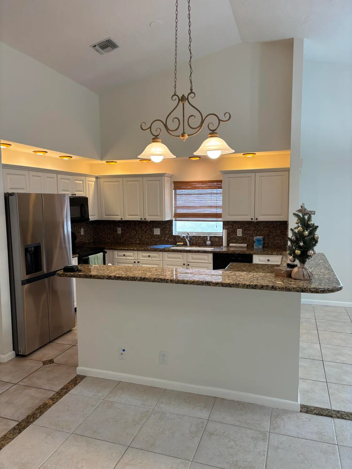 Property Slideshow image 5 of 34 | 3962 dafilee cir, West Palm Beach, FL, 33417