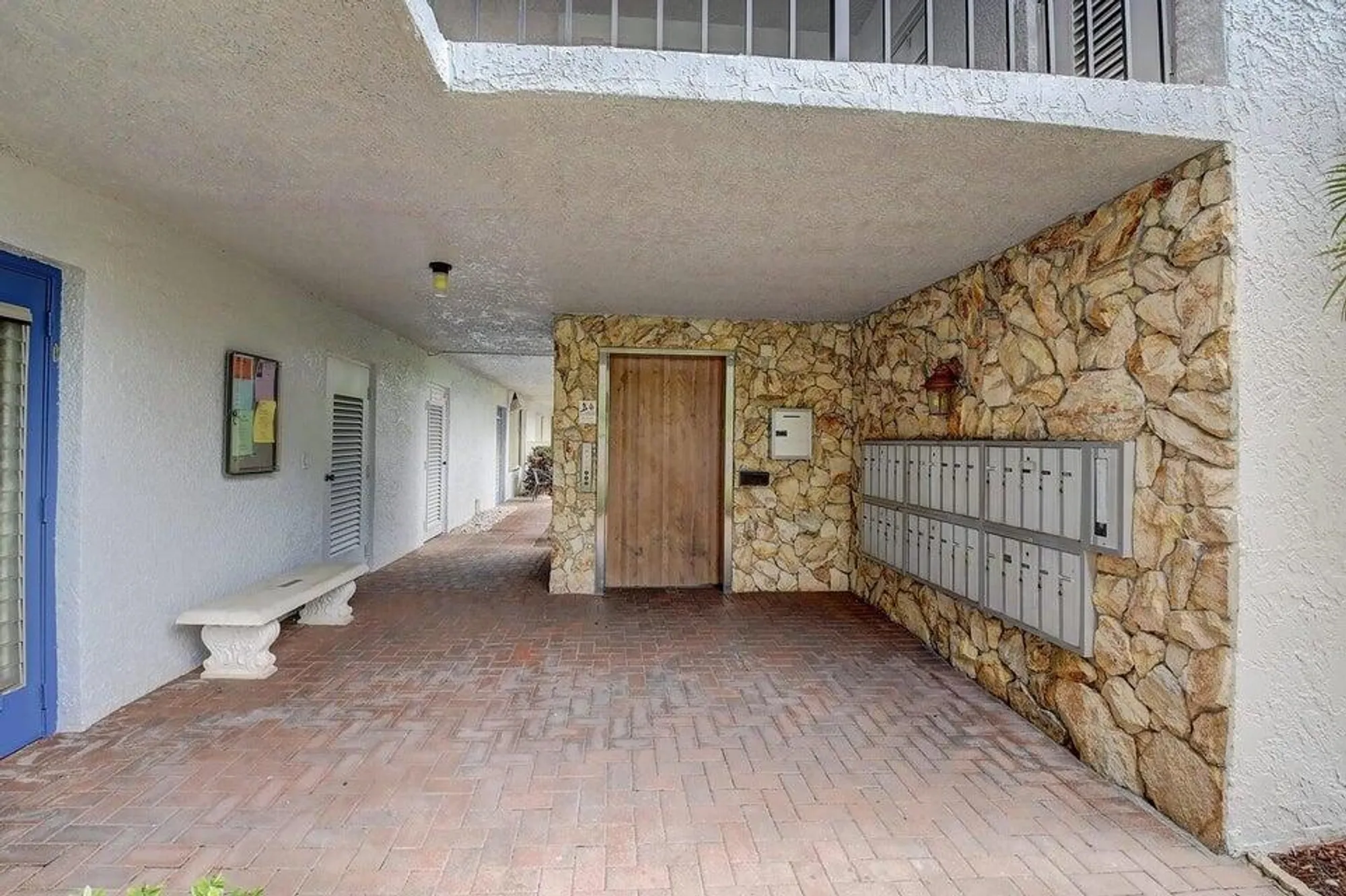 Property Slideshow image 20 of 32 | 14723 cumberland dr apt 406, Delray Beach, FL, 33446