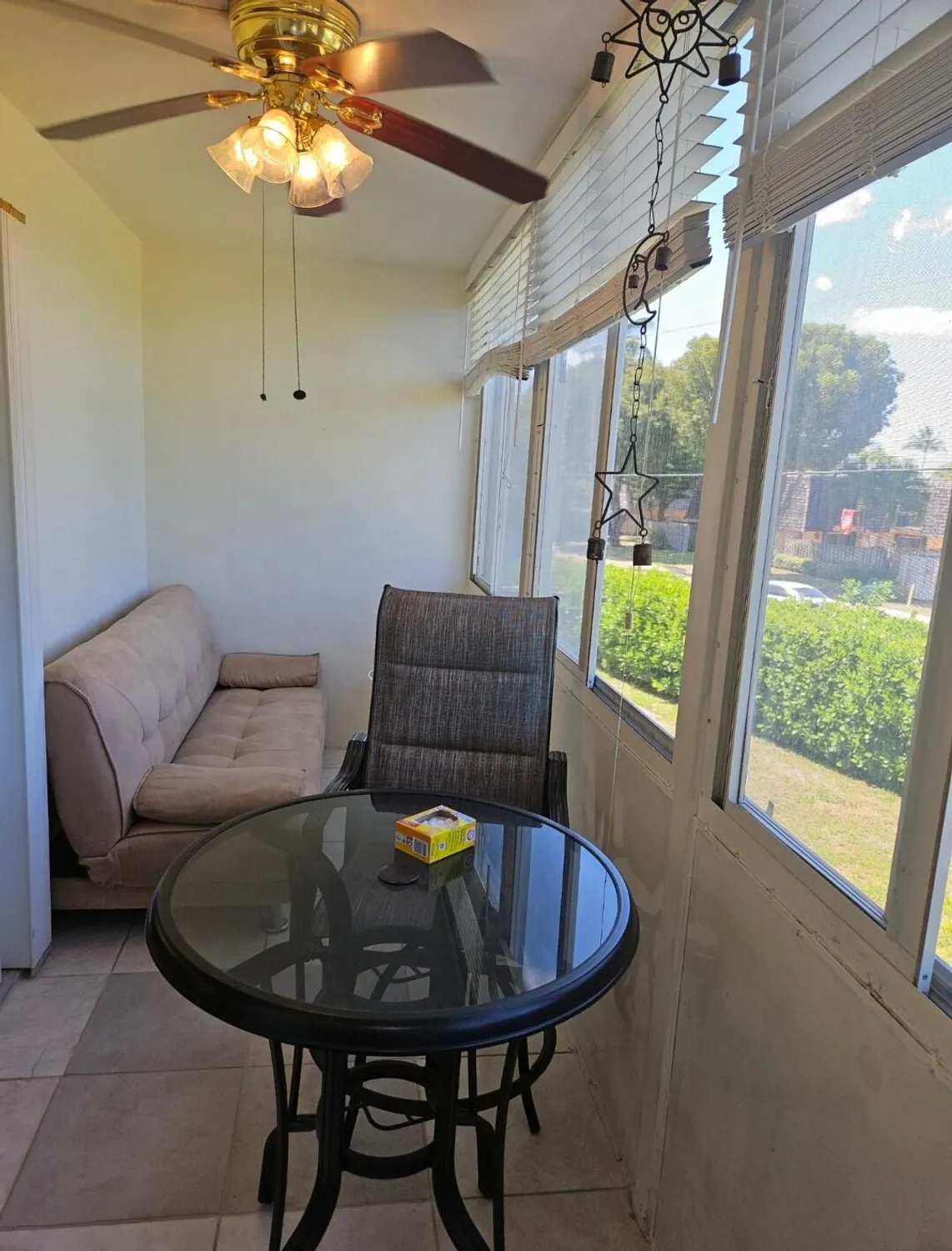 Property Slideshow image 6 of 14 | 2581 n garden 202 dr 202, Lake Worth, FL, 33461