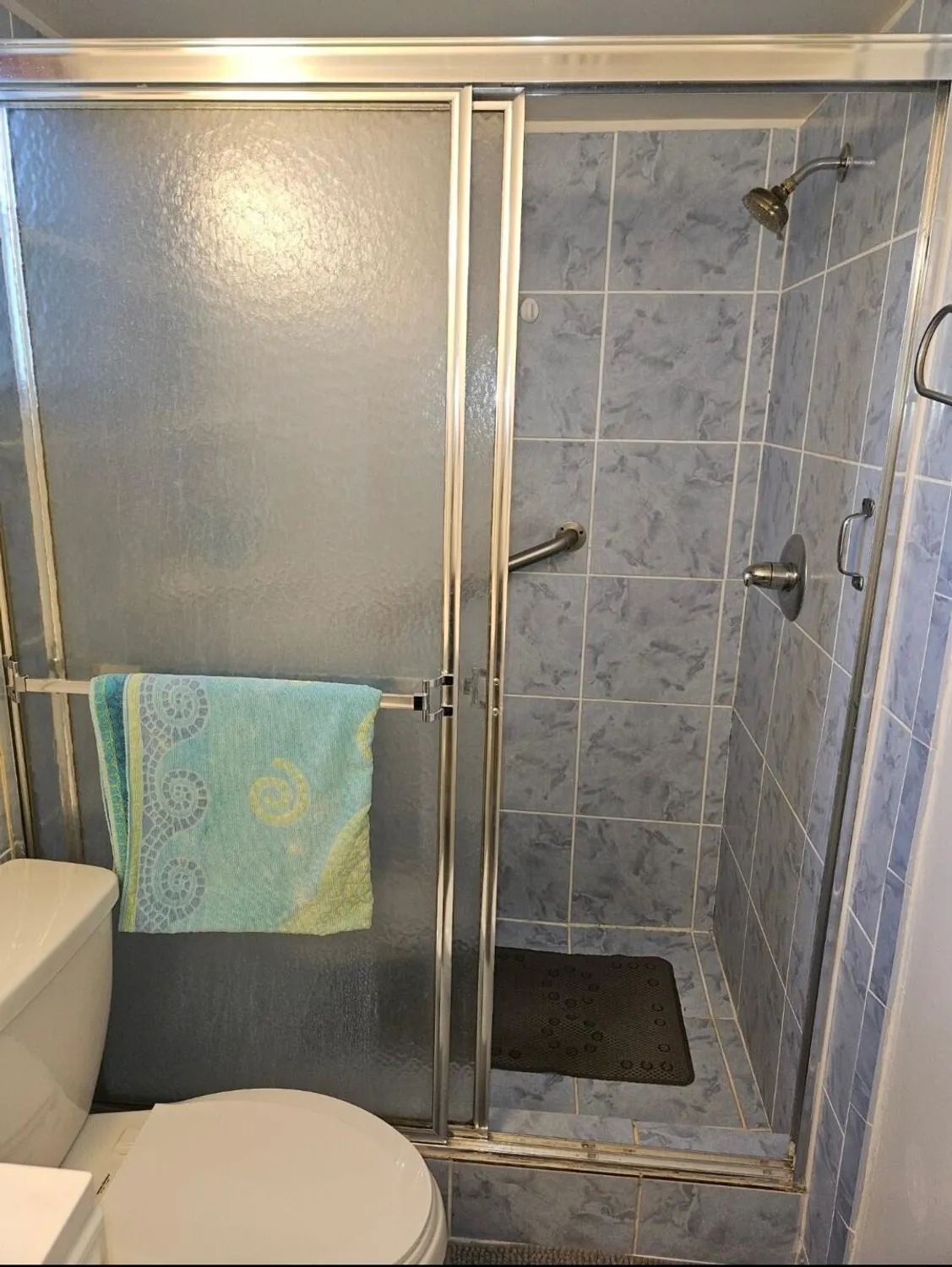 Property Slideshow image 11 of 14 | 2581 n garden 202 dr 202, Lake Worth, FL, 33461