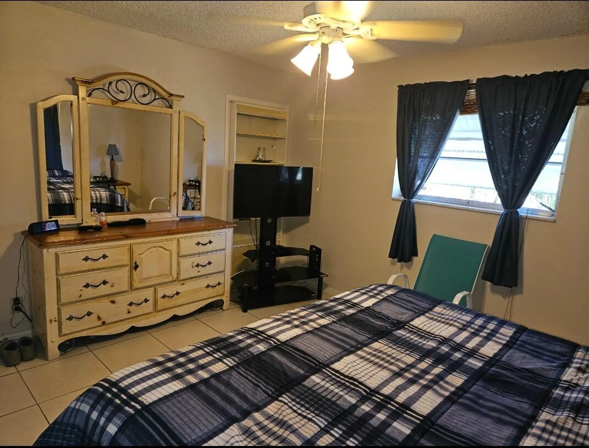 Property Slideshow image 13 of 14 | 2581 n garden 202 dr 202, Lake Worth, FL, 33461