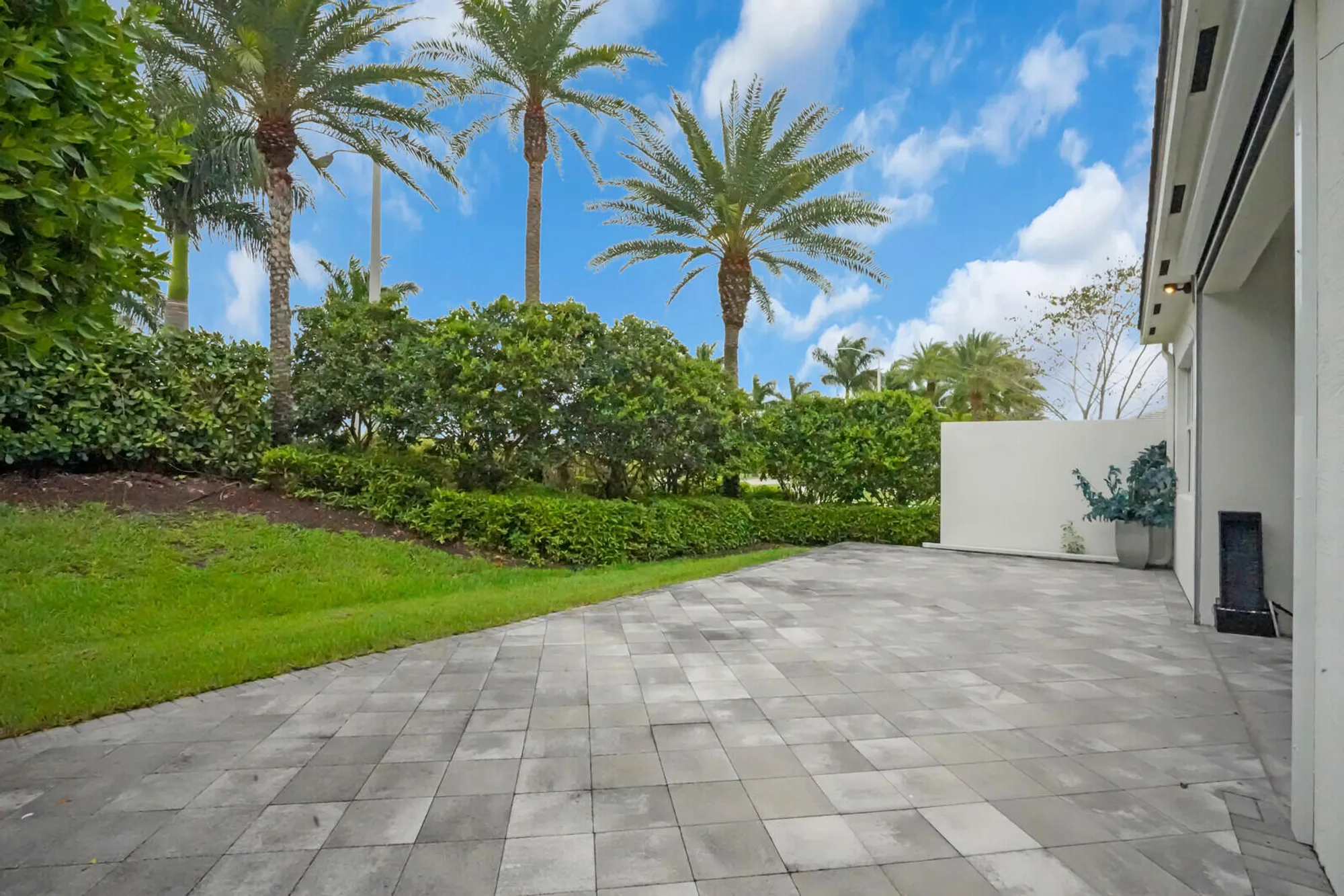 Property Slideshow image 36 of 76 | 9322 great springs dr, Boynton Beach, FL, 33473