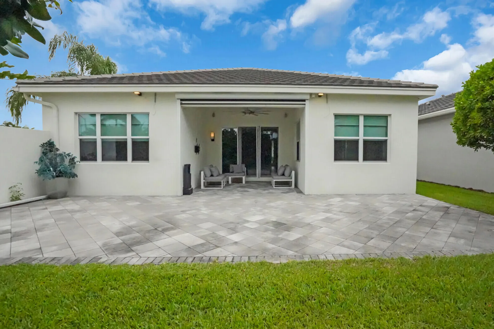 Property Slideshow image 38 of 76 | 9322 great springs dr, Boynton Beach, FL, 33473