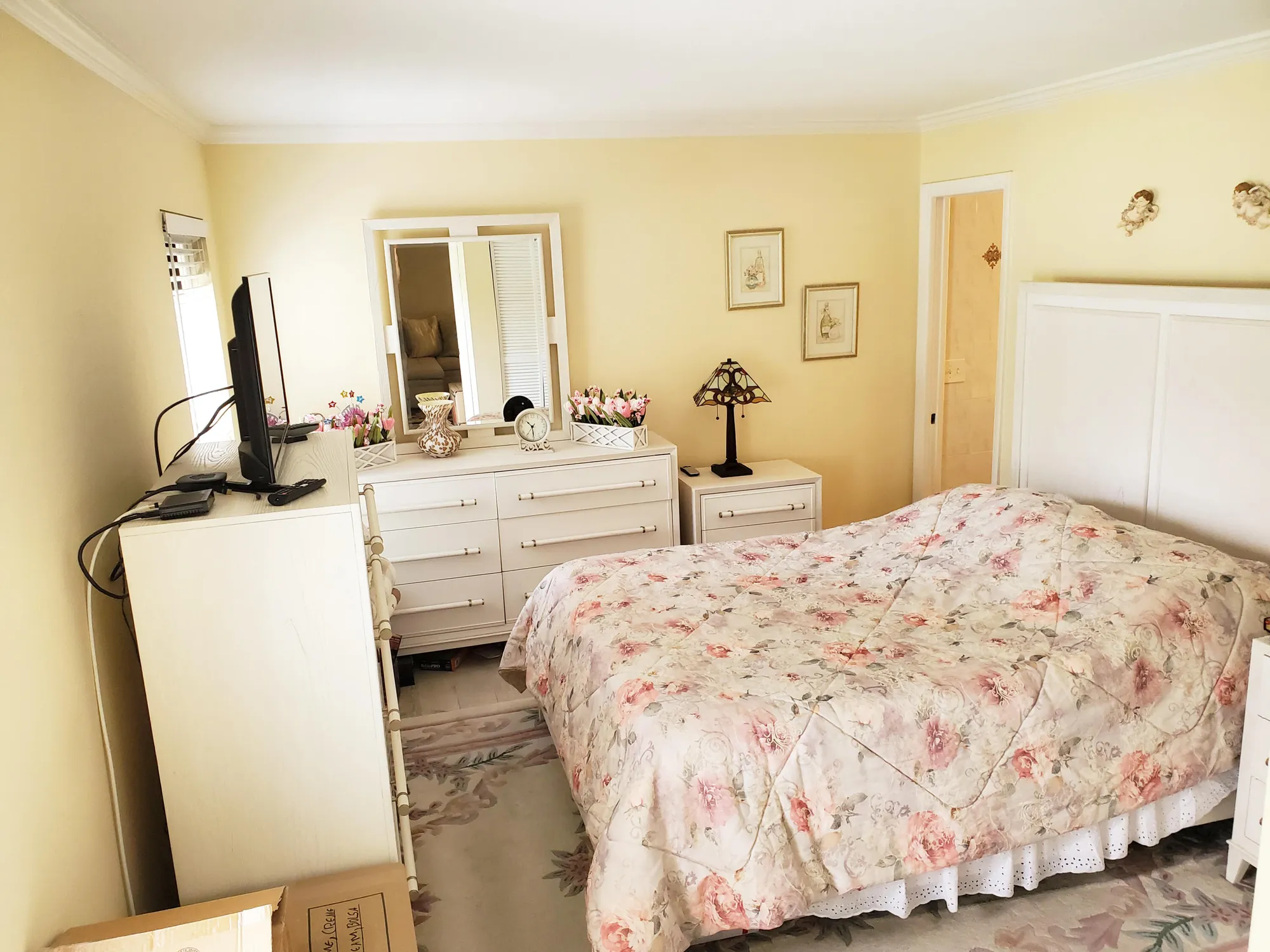 Property Slideshow image 12 of 41 | 708 laconia cir # 708, Lake Worth, FL, 33467