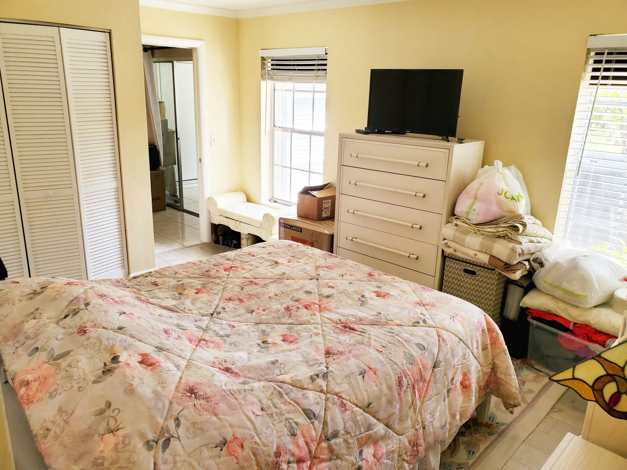 Property Slideshow image 14 of 41 | 708 laconia cir # 708, Lake Worth, FL, 33467