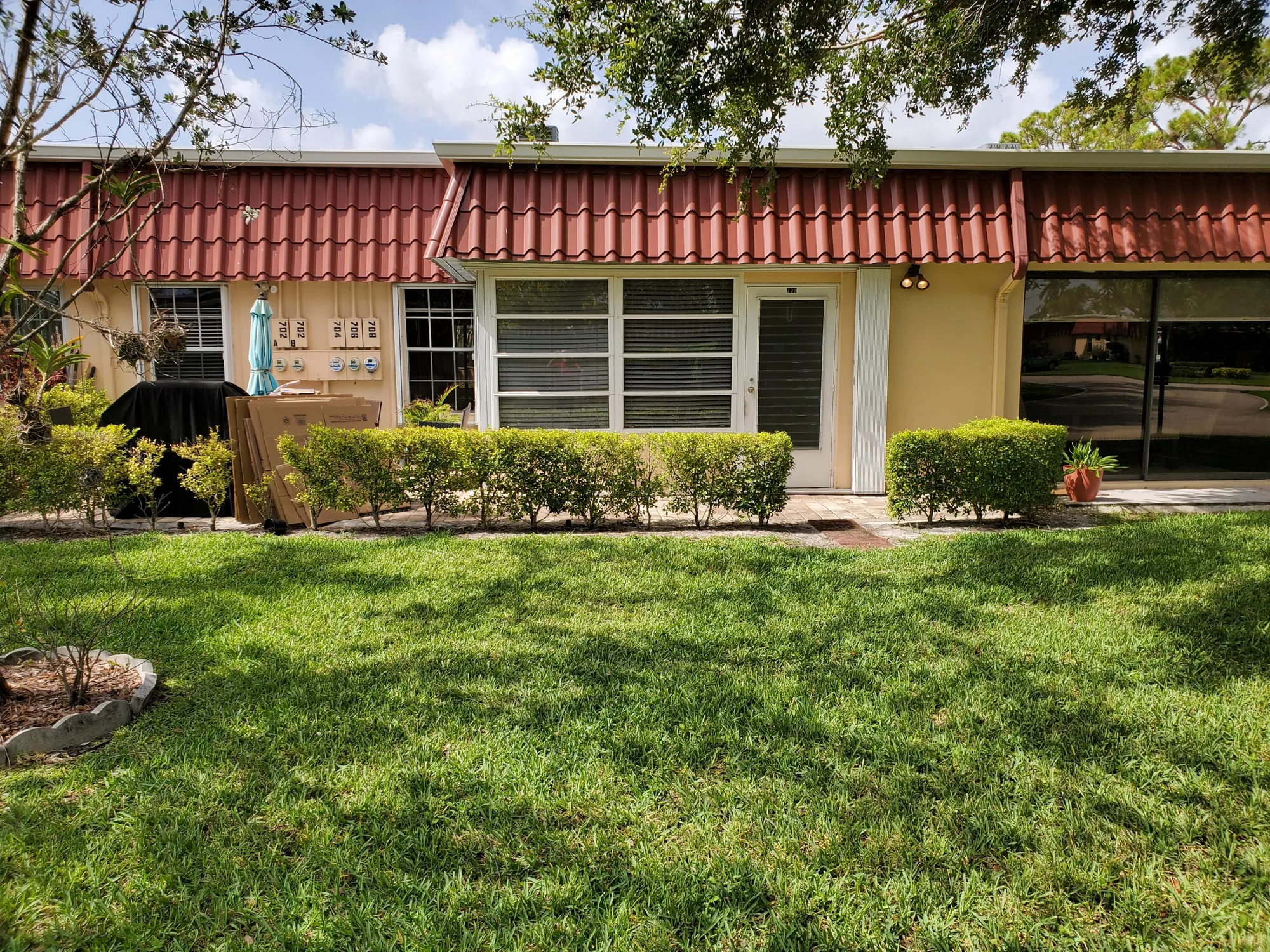 Property Slideshow image 27 of 41 | 708 laconia cir # 708, Lake Worth, FL, 33467