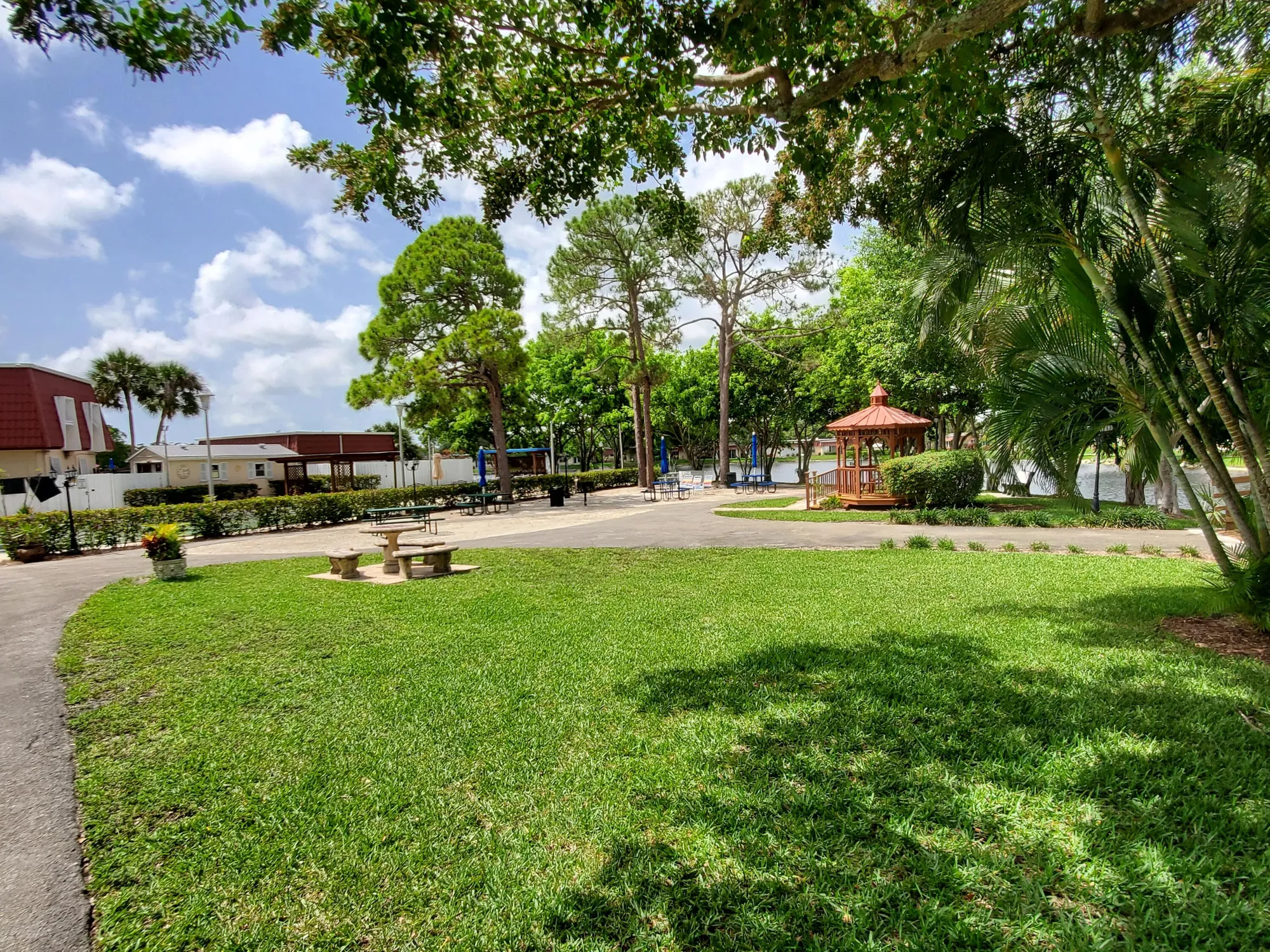 Property Slideshow image 37 of 41 | 708 laconia cir # 708, Lake Worth, FL, 33467