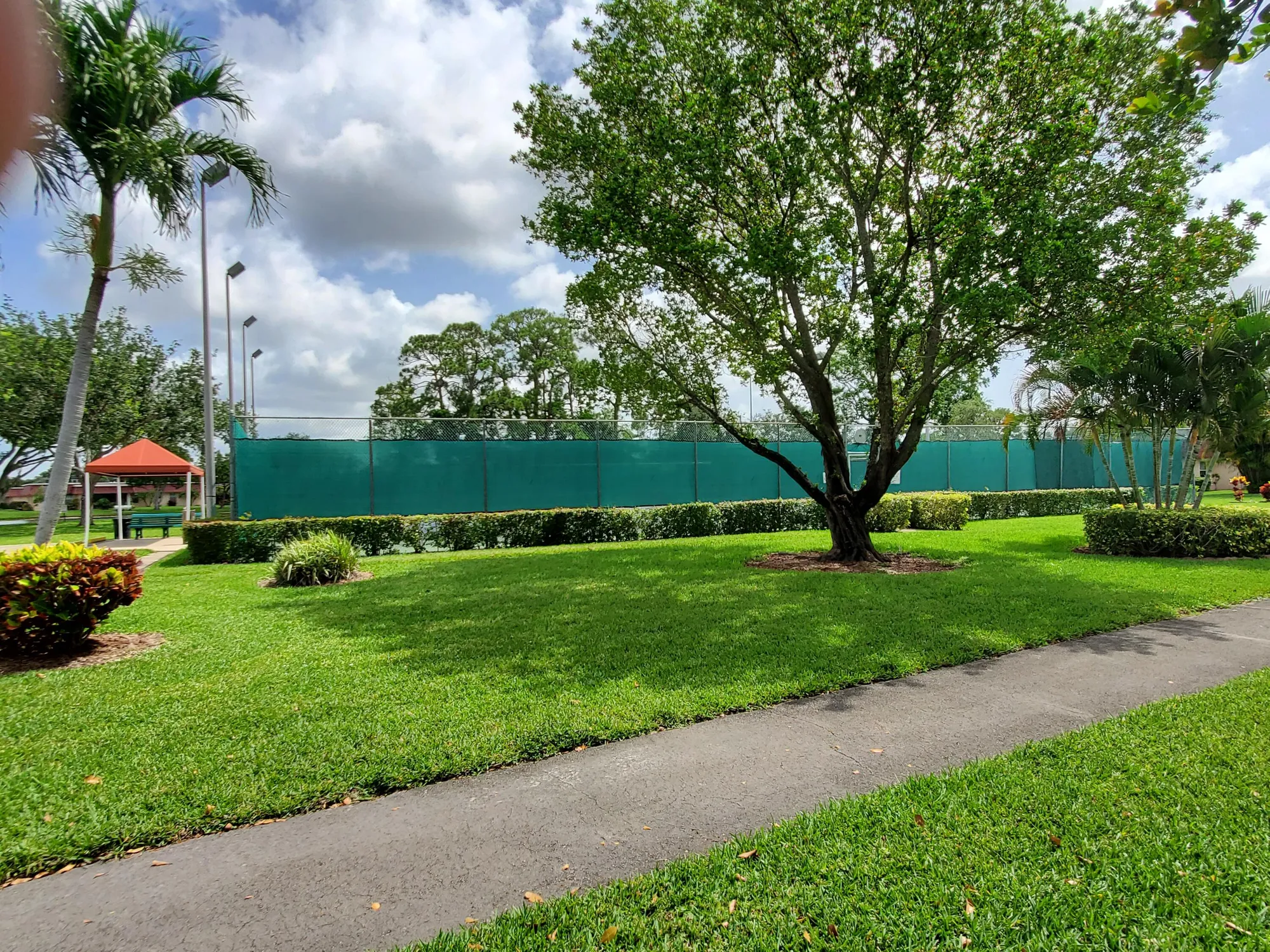 Property Slideshow image 40 of 41 | 708 laconia cir # 708, Lake Worth, FL, 33467
