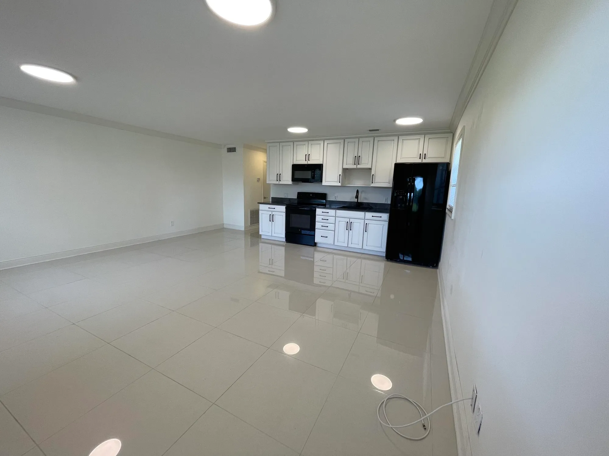 Property Slideshow image 16 of 53 | 1225 nw 21st st # 15-1505, Stuart, FL, 34994