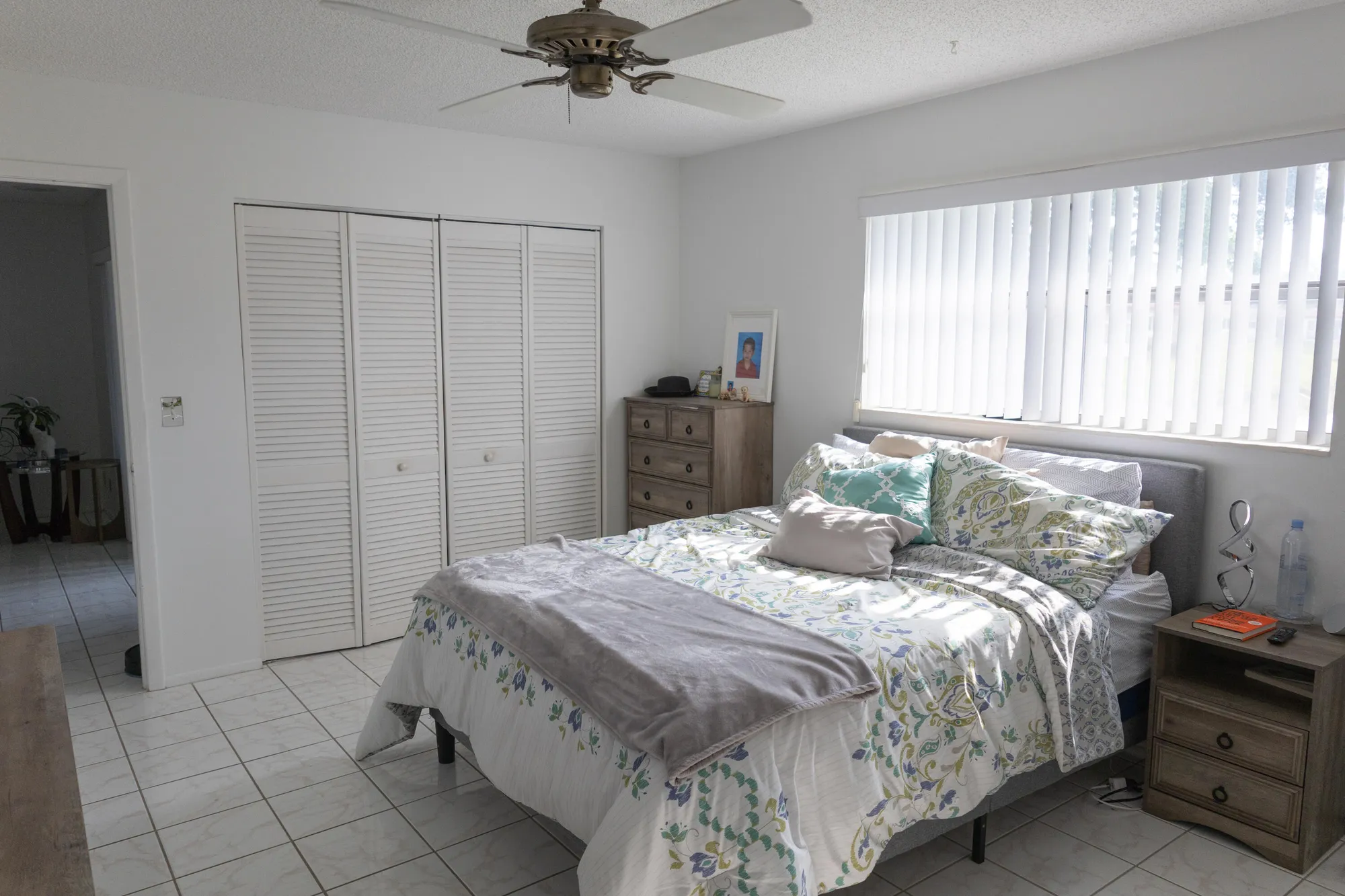 Property Slideshow image 16 of 19 | 106 lake helen dr, West Palm Beach, FL, 33411