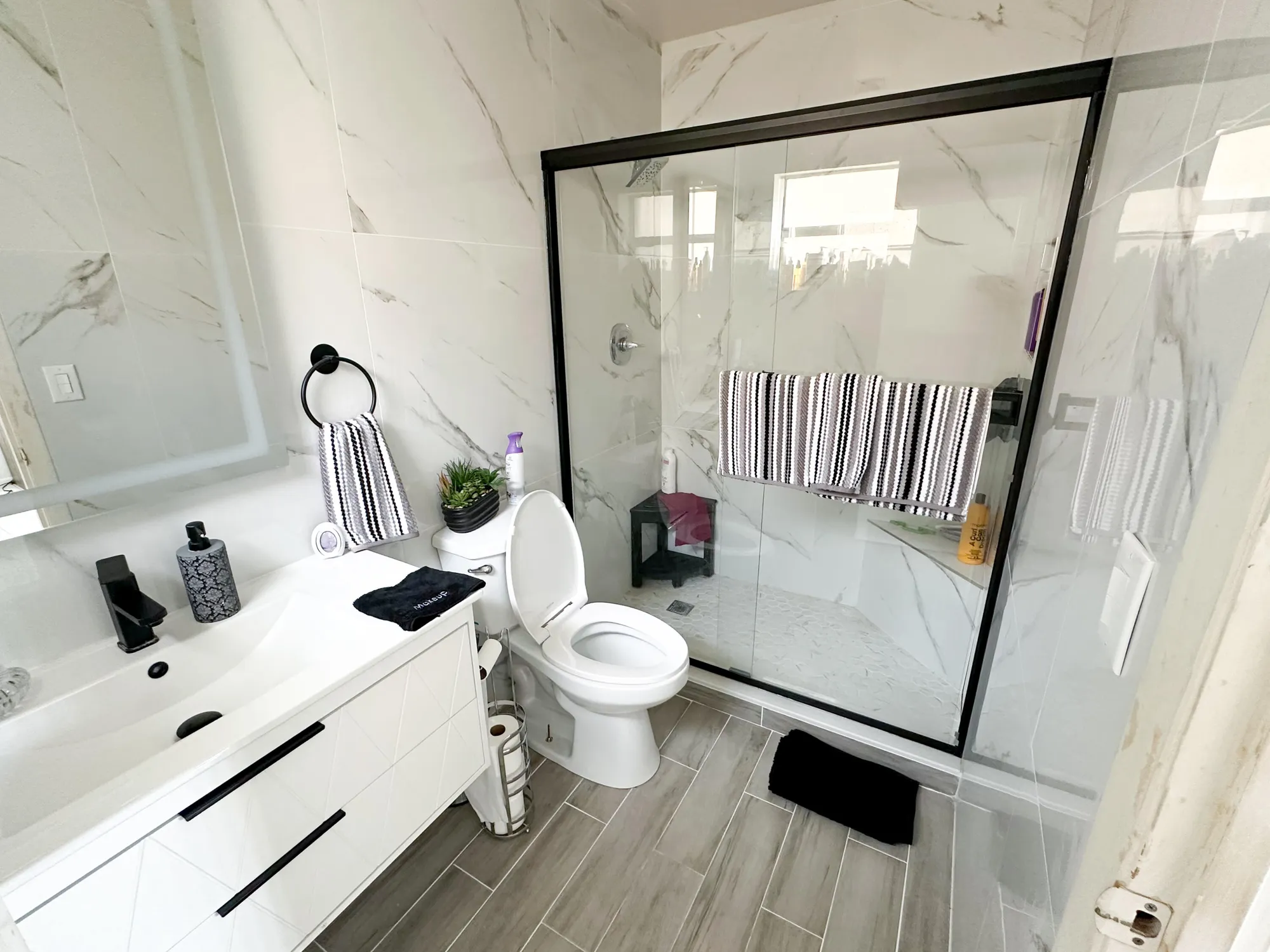 Property Slideshow image 3 of 19 | 106 lake helen dr, West Palm Beach, FL, 33411