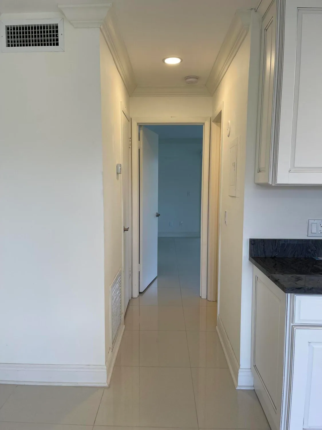 Property Slideshow image 14 of 53 | 1225 nw 21st st # 15-1505, Stuart, FL, 34994