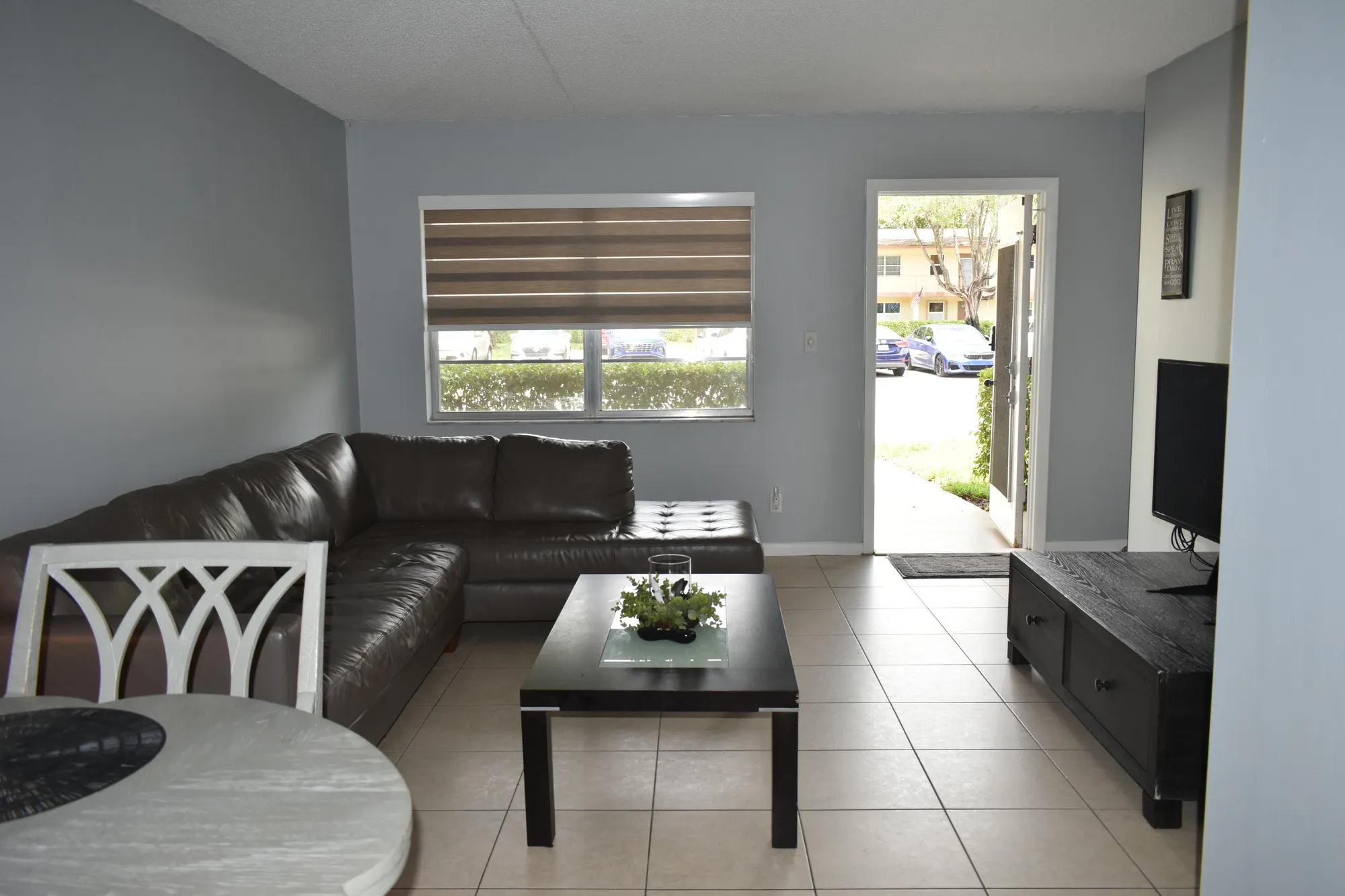 Property Slideshow image 11 of 26 | 251 nw 76th ave 105, Margate, FL, 33063