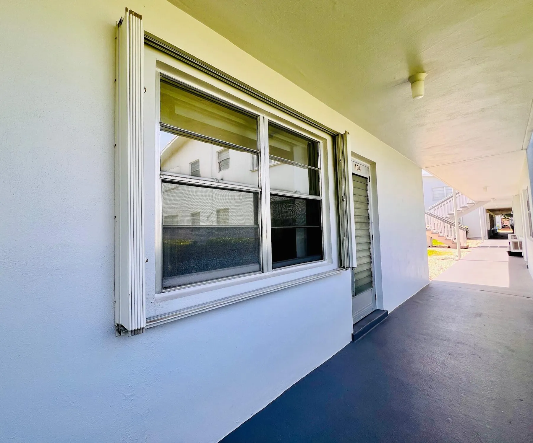 Property Slideshow image 12 of 19 | 104 cambridge e unit e, West Palm Beach, FL, 33417