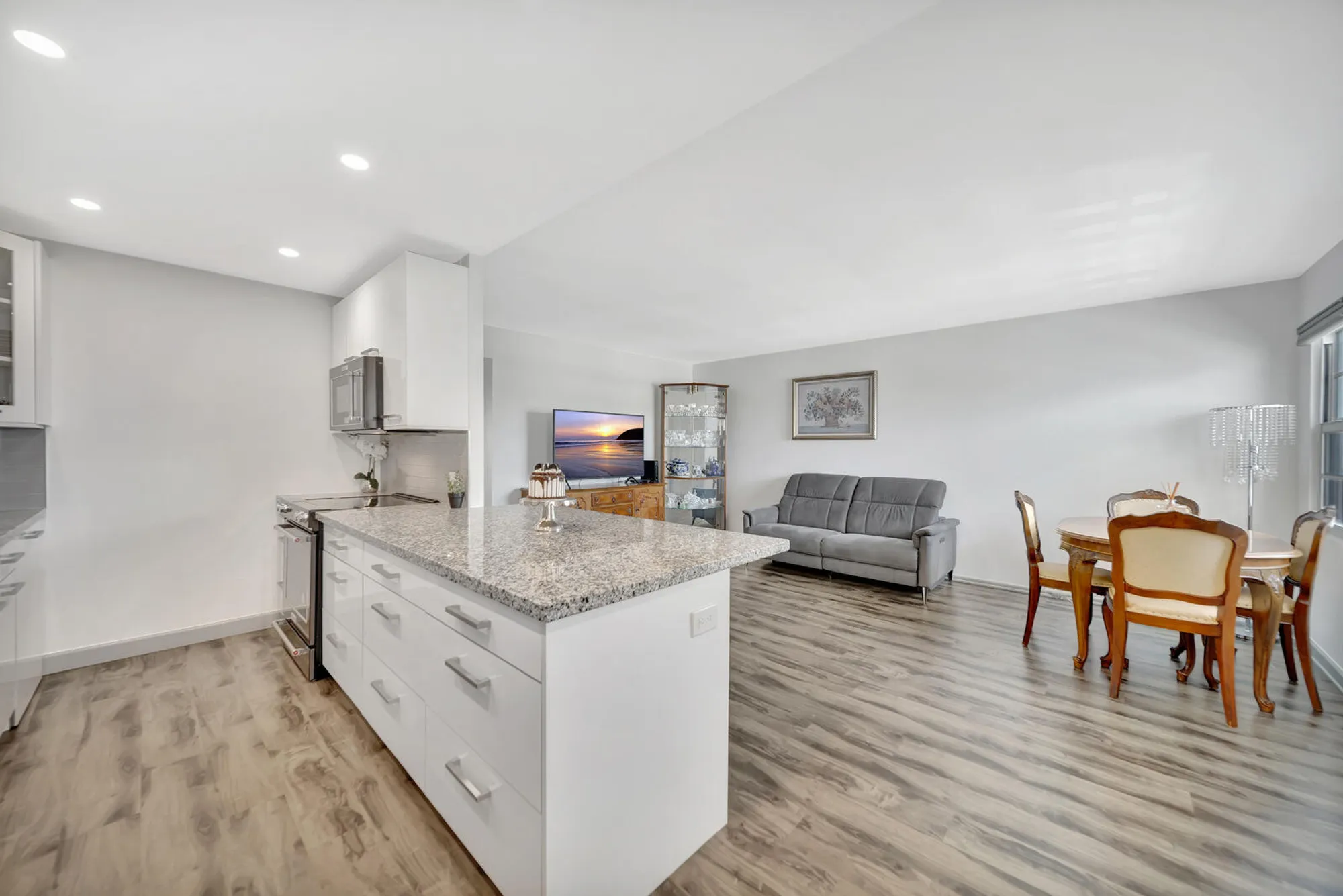 Property Slideshow image 10 of 55 | 4063 exeter d, Boca Raton, FL, 33434