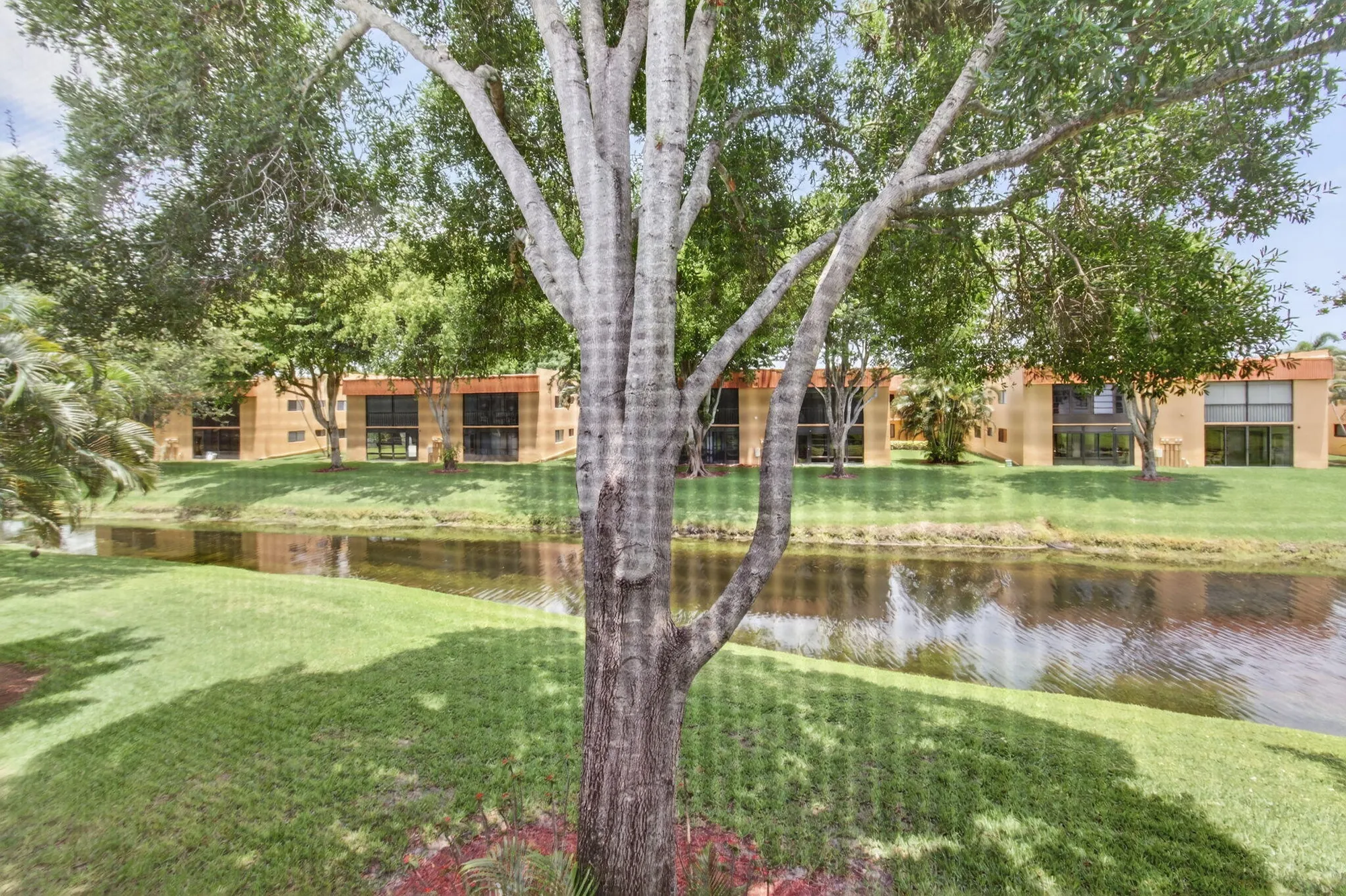 Property Slideshow image 37 of 44 | 15450 pembridge ave 189, Delray Beach, FL, 33484