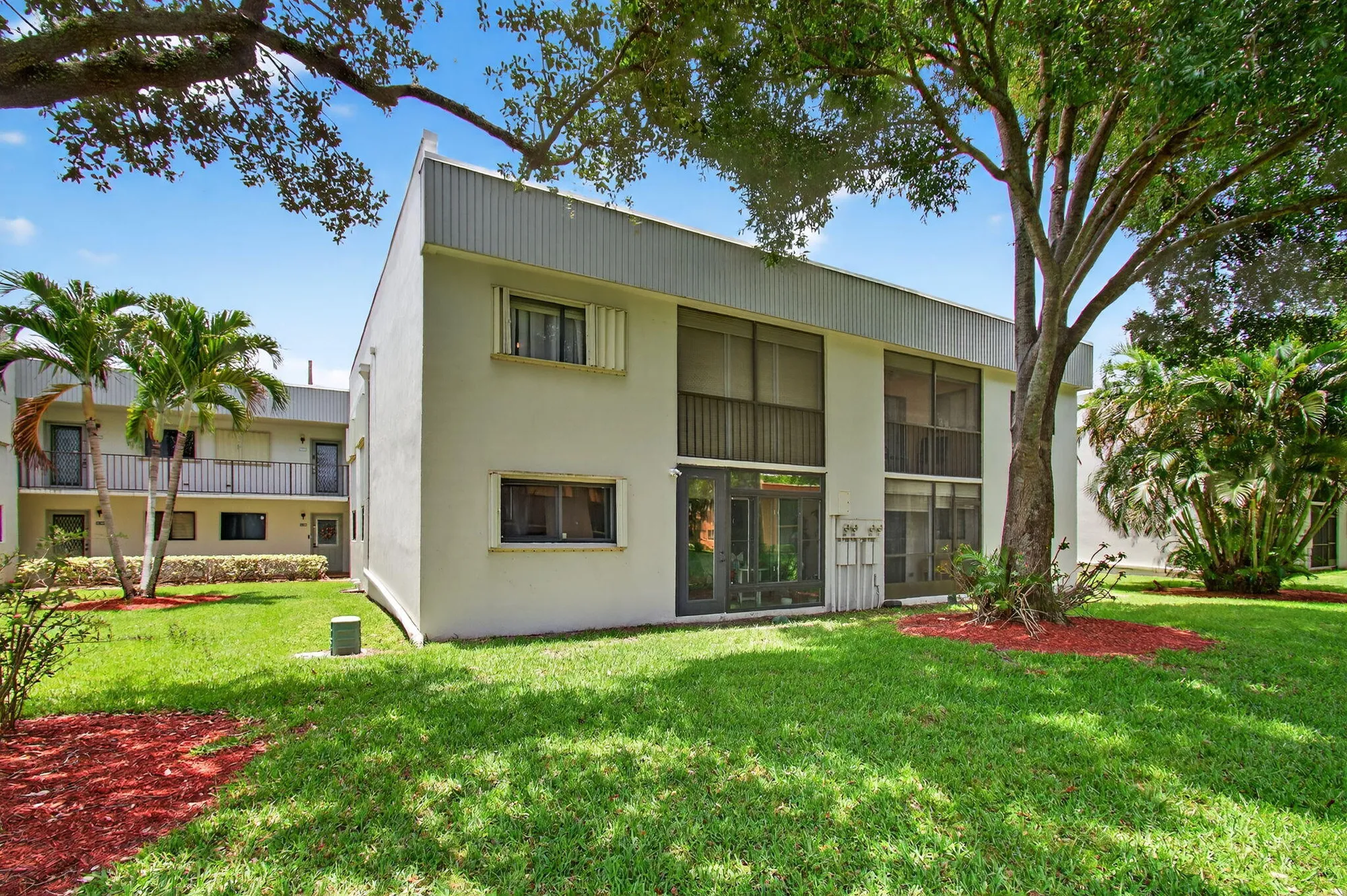 Property Slideshow image 40 of 44 | 15450 pembridge ave 189, Delray Beach, FL, 33484