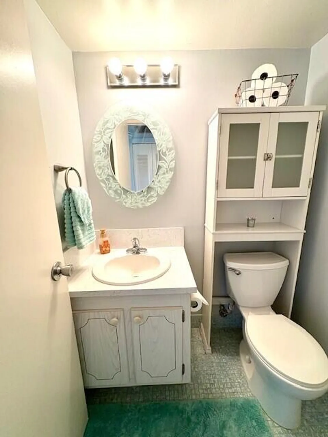 Property Slideshow image 16 of 43 | 127 berkshire f, West Palm Beach, FL, 33417