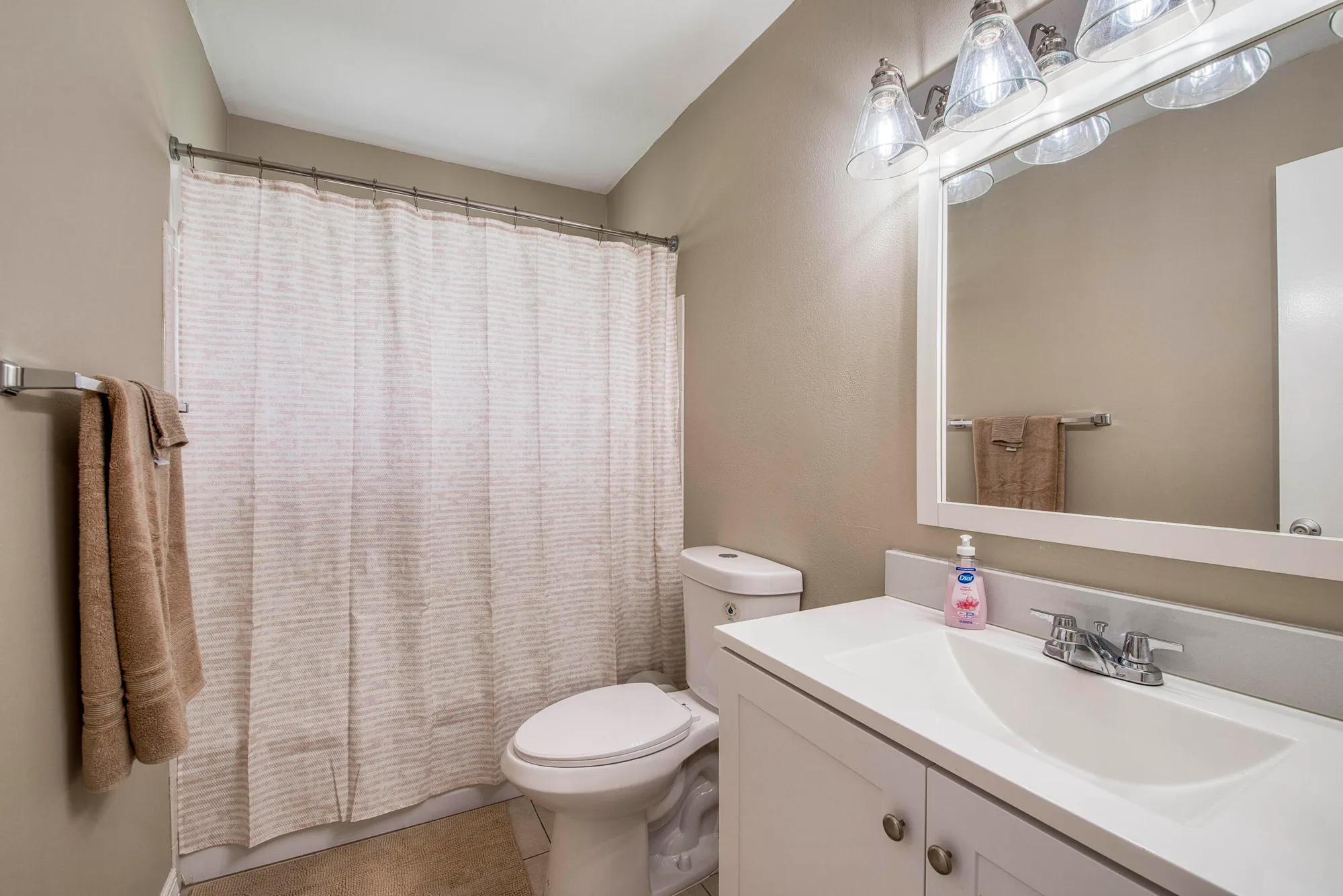 Property Slideshow image 15 of 19 | 2929 se ocean blvd 114-6, Stuart, FL, 34996