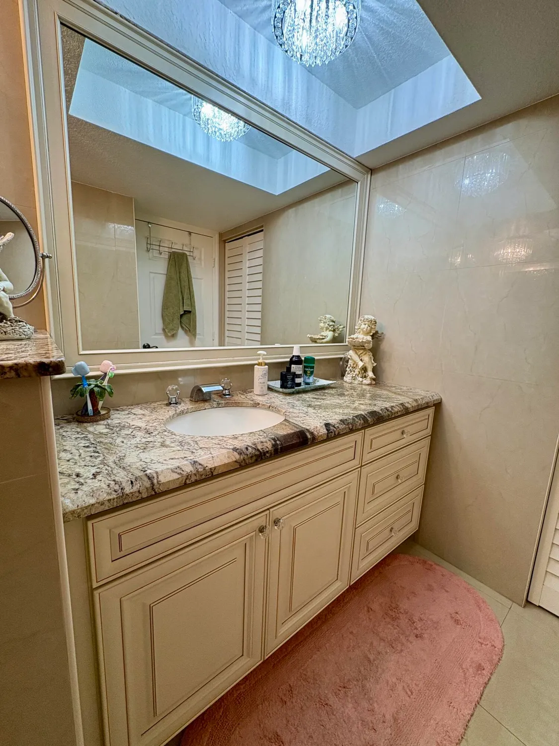 Property Slideshow image 8 of 27 | 23249 barwood ln 402, Boca Raton, FL, 33428