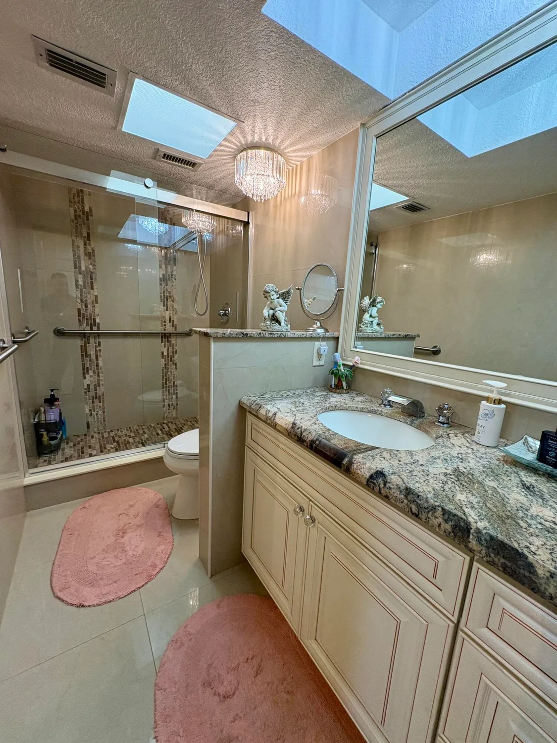 Property Slideshow image 9 of 27 | 23249 barwood ln 402, Boca Raton, FL, 33428