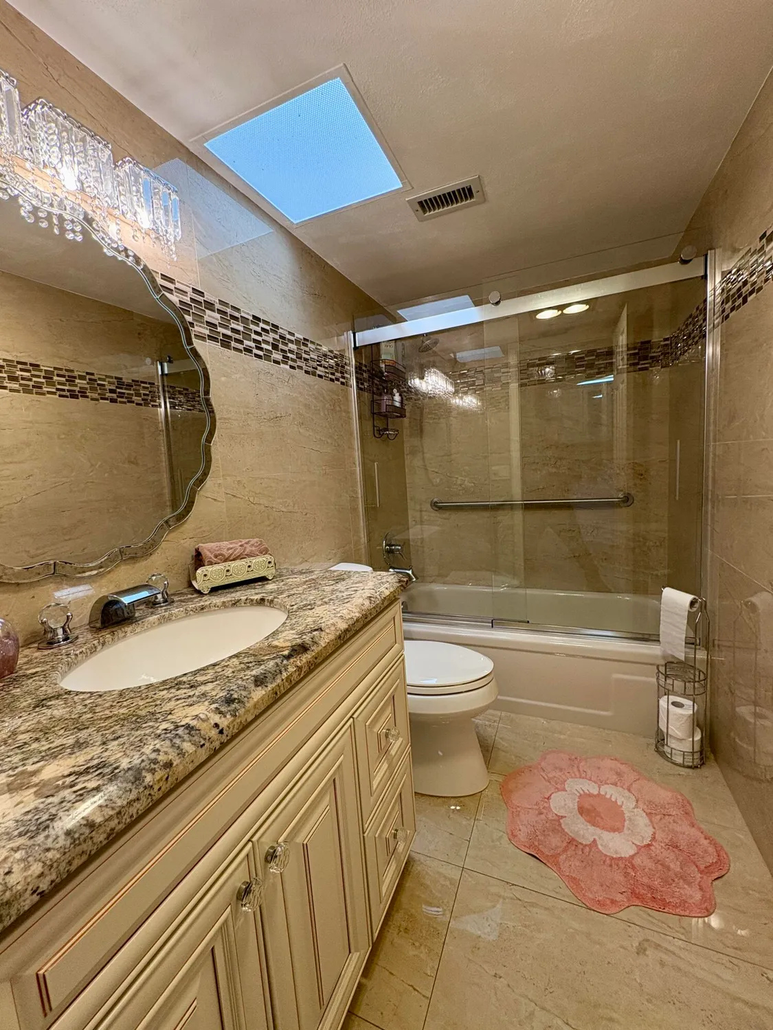 Property Slideshow image 11 of 27 | 23249 barwood ln 402, Boca Raton, FL, 33428