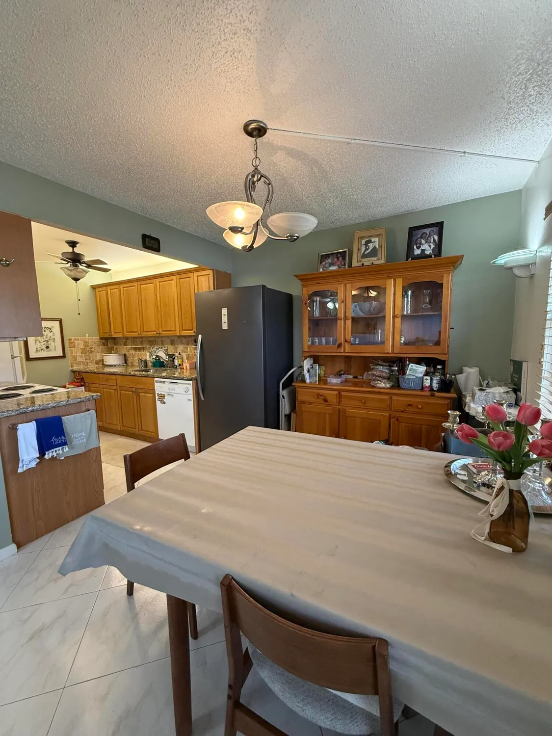 Property Slideshow image 9 of 19 | 1041 guildford c, Boca Raton, FL, 33434