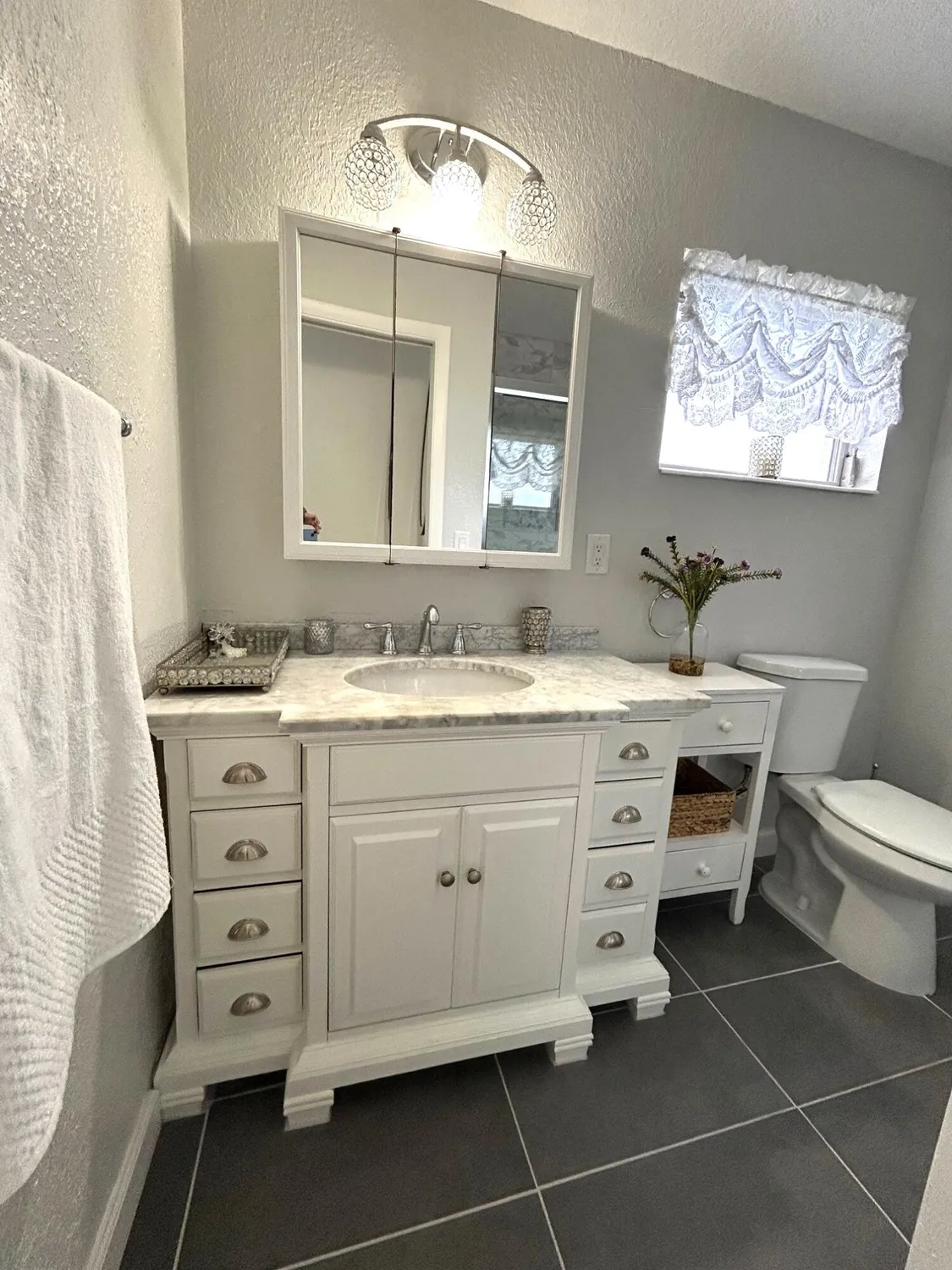 Property Slideshow image 18 of 46 | 2727 dudley dr w g, West Palm Beach, FL, 33415