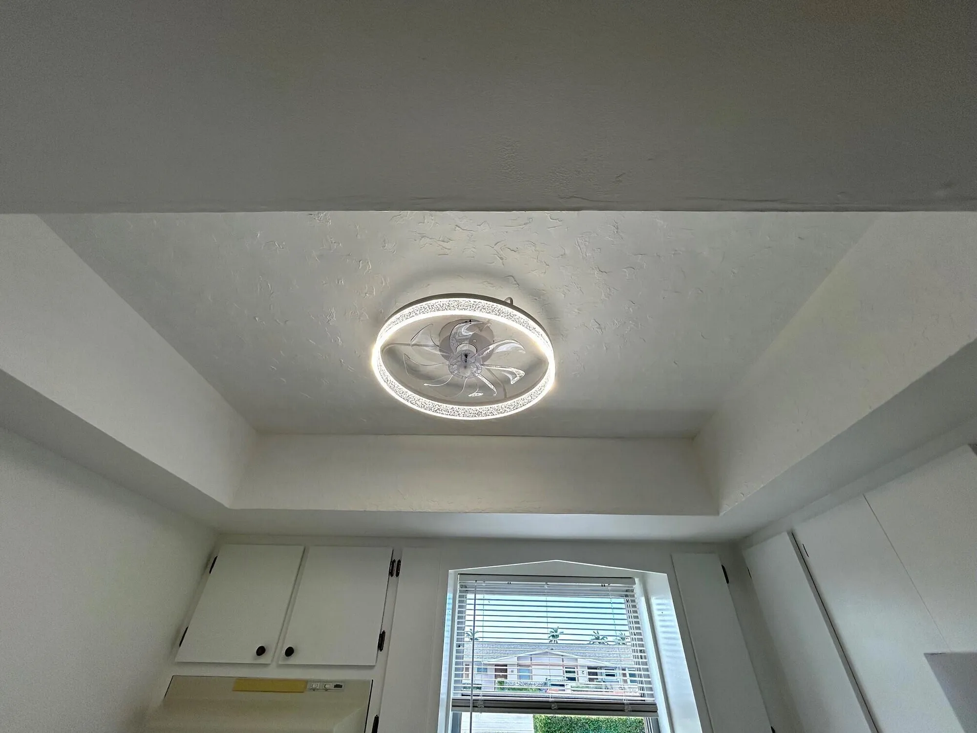 Property Slideshow image 5 of 46 | 2727 dudley dr w g, West Palm Beach, FL, 33415