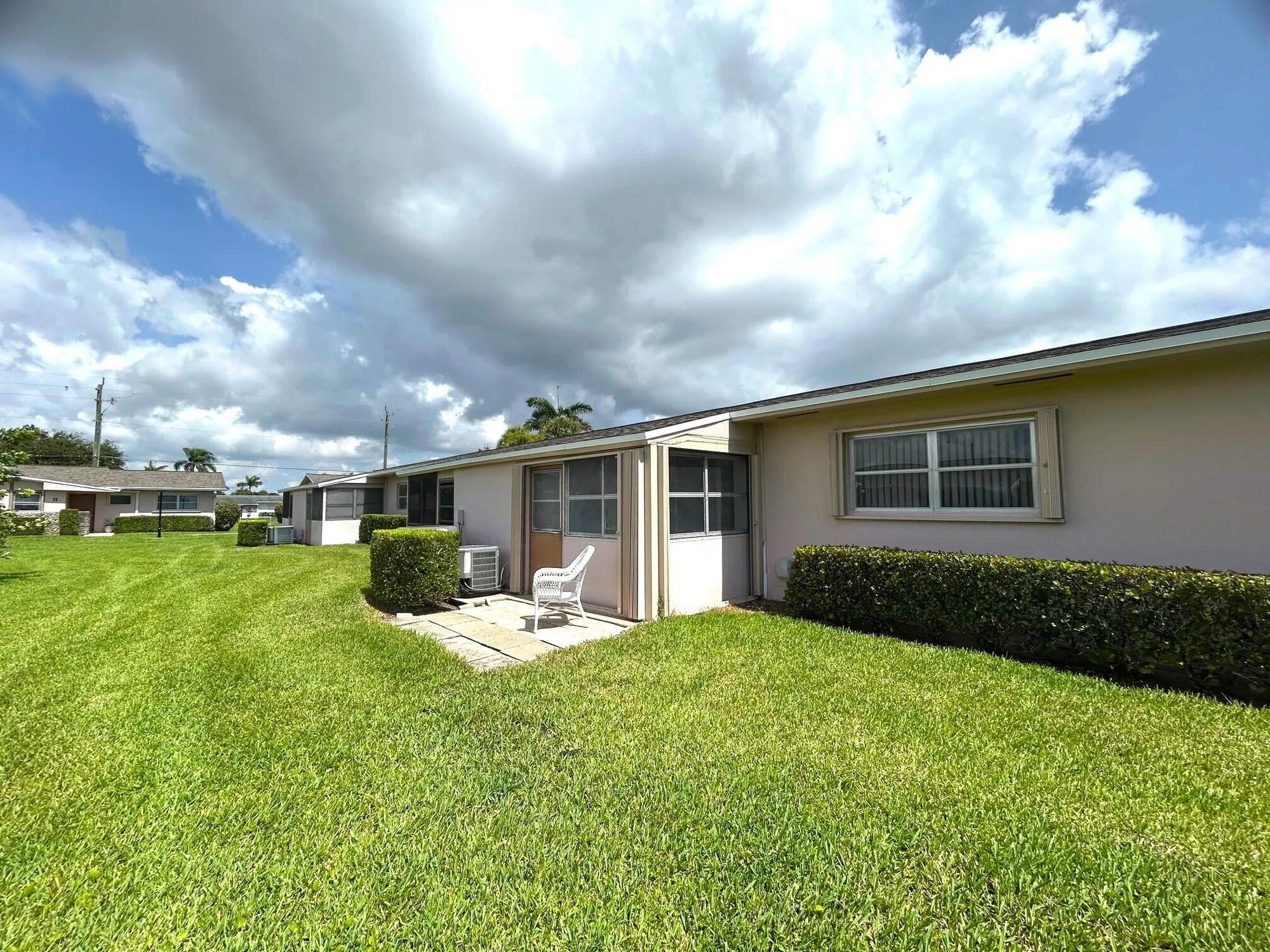 Property Slideshow image 29 of 46 | 2727 dudley dr w g, West Palm Beach, FL, 33415